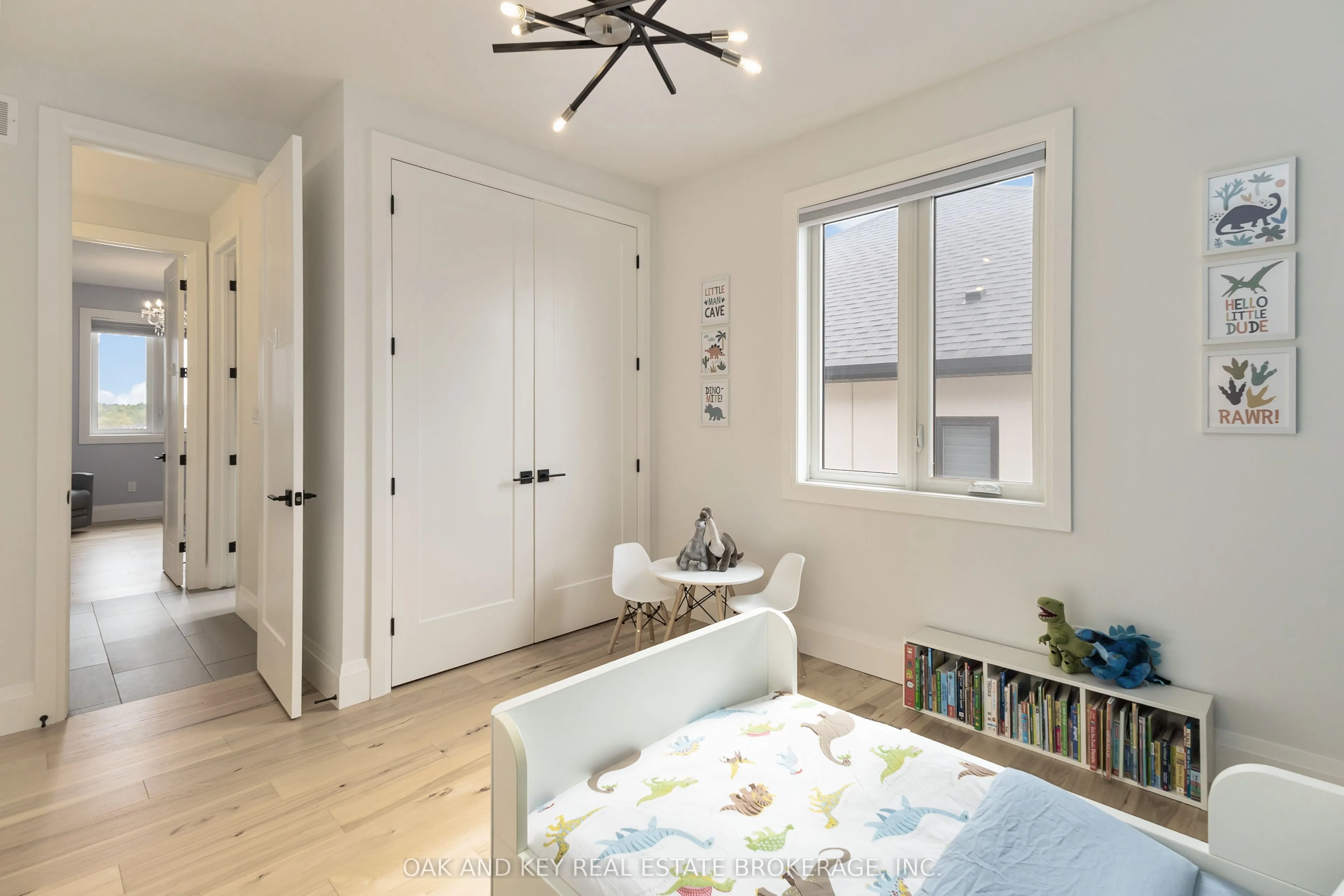 119 DAVENTRY Way