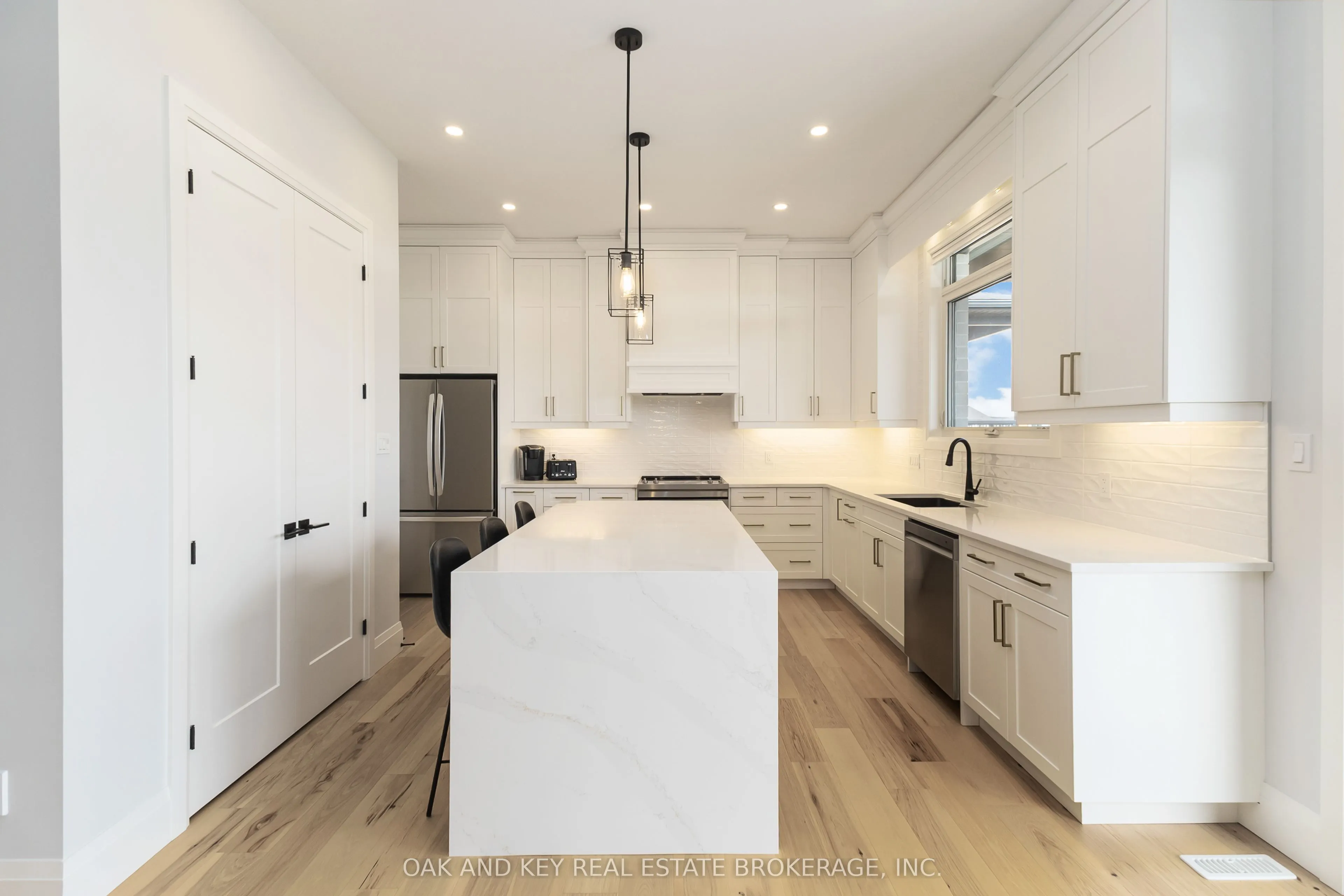 119 DAVENTRY Way