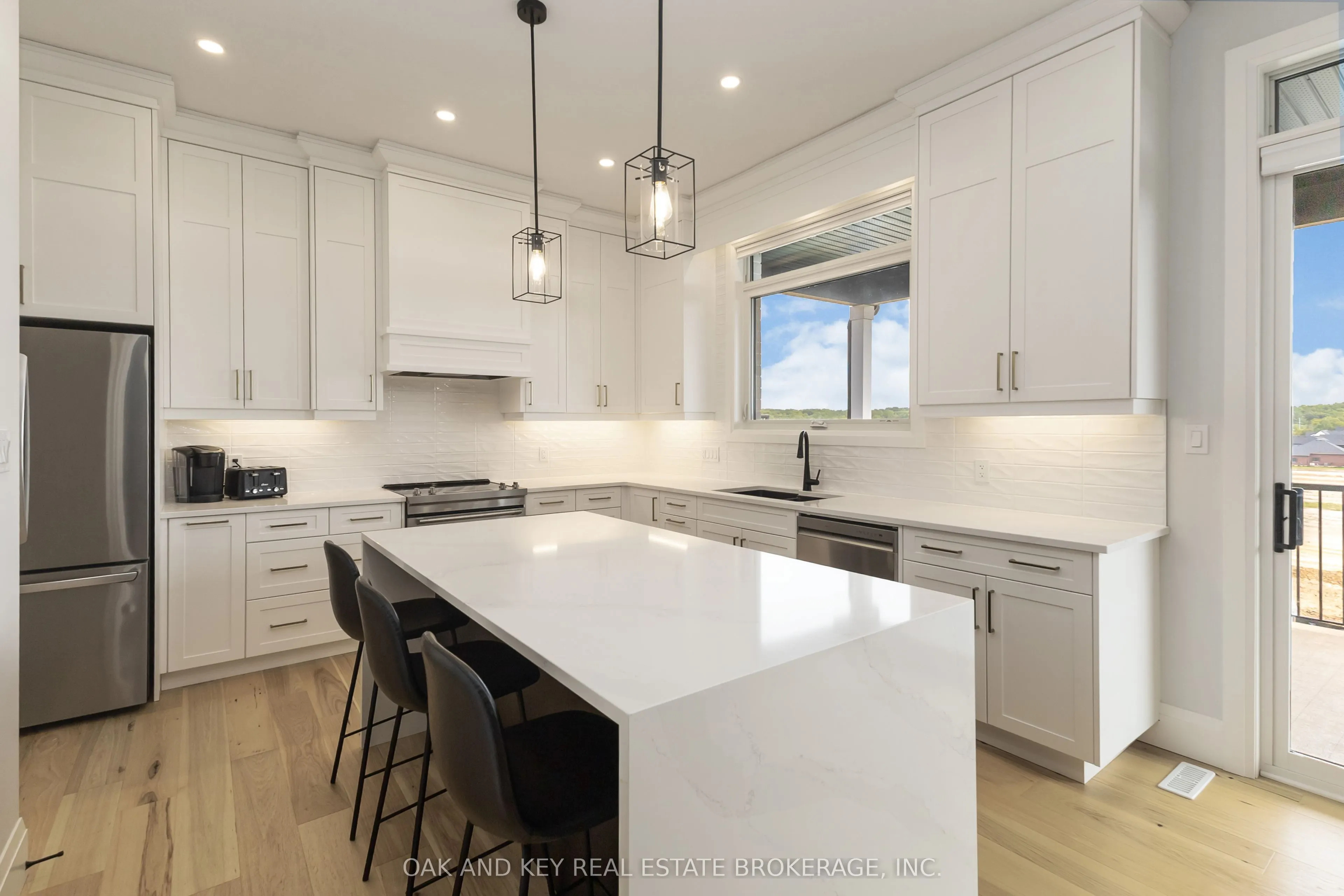 119 DAVENTRY Way