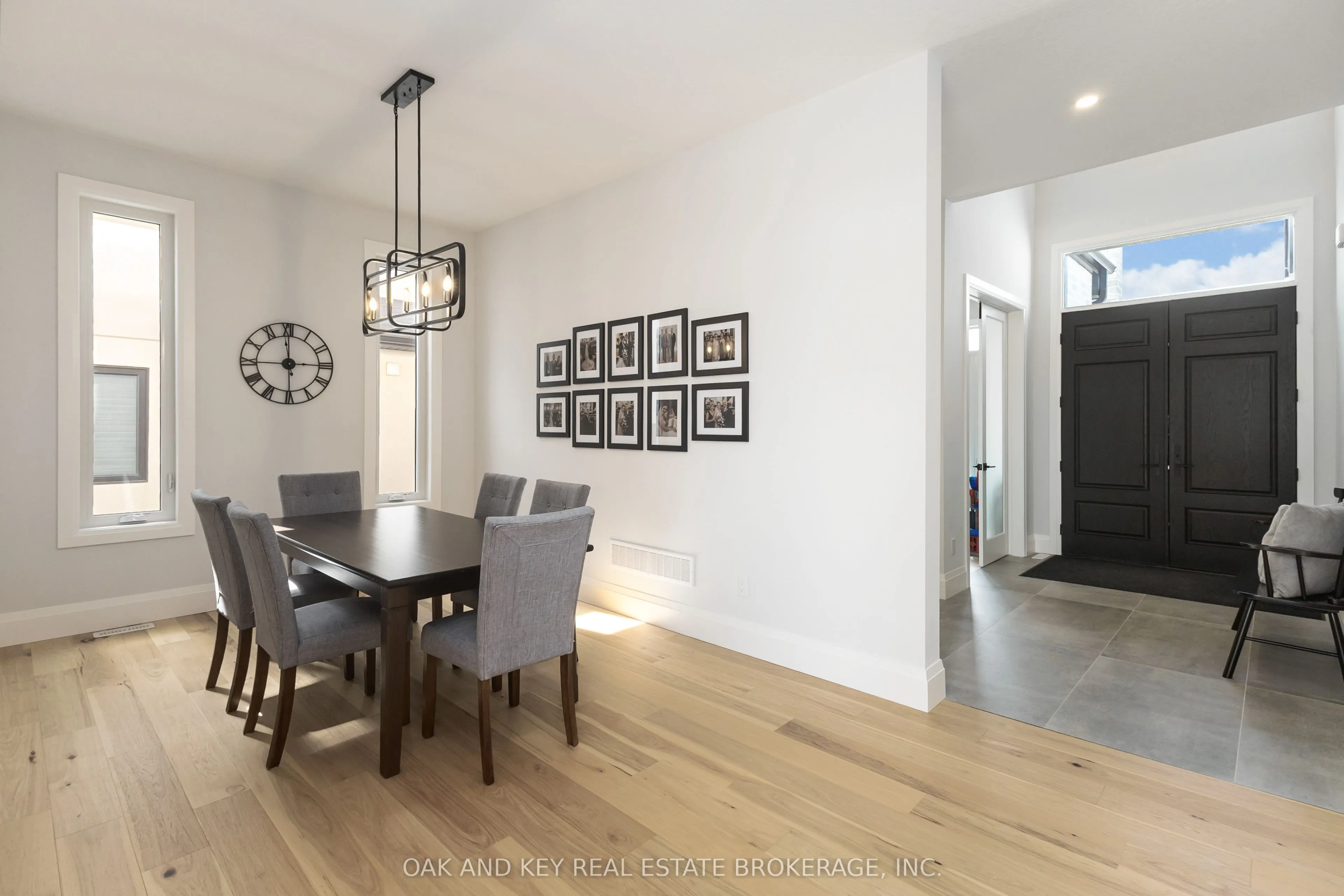 119 DAVENTRY Way