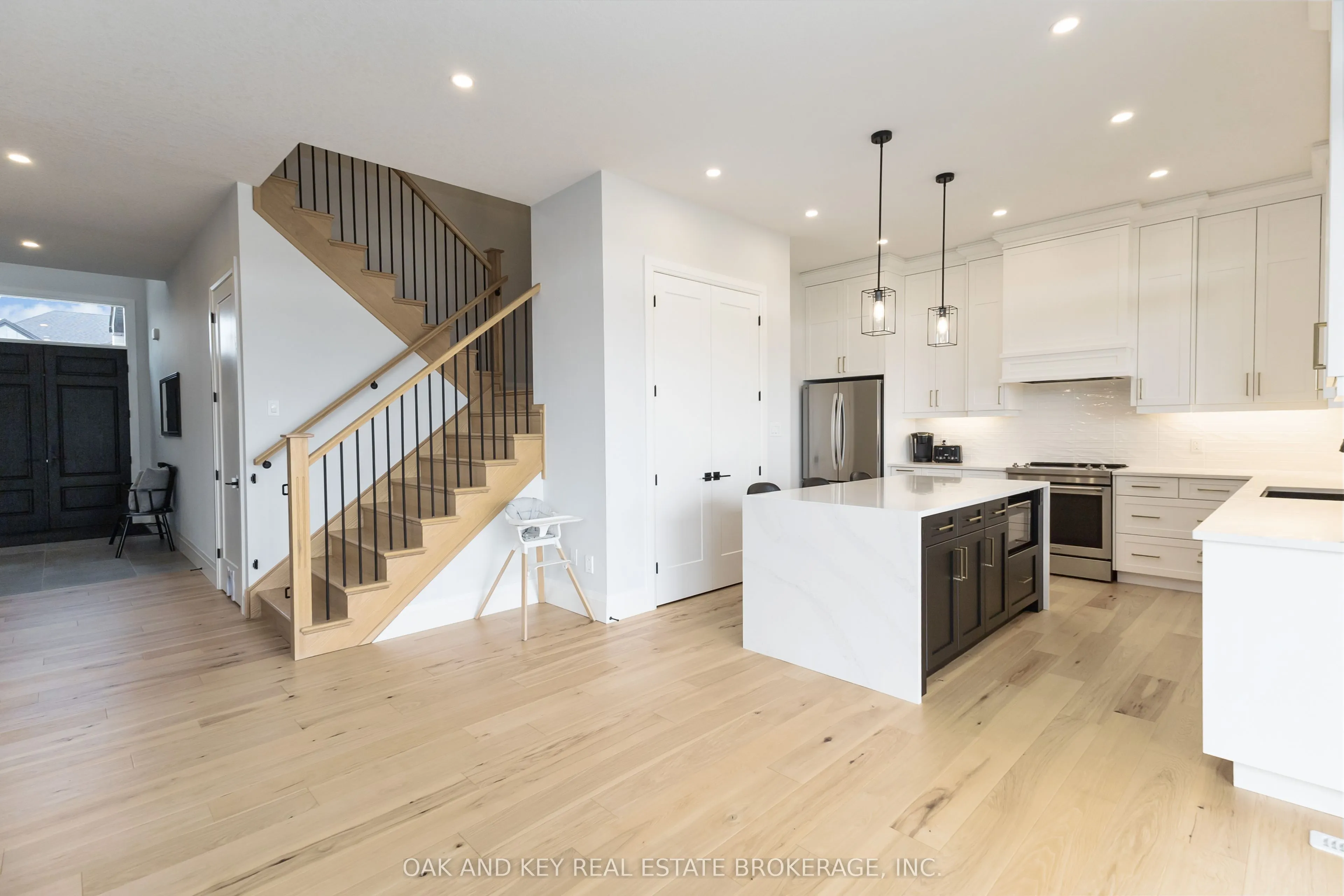 119 DAVENTRY Way