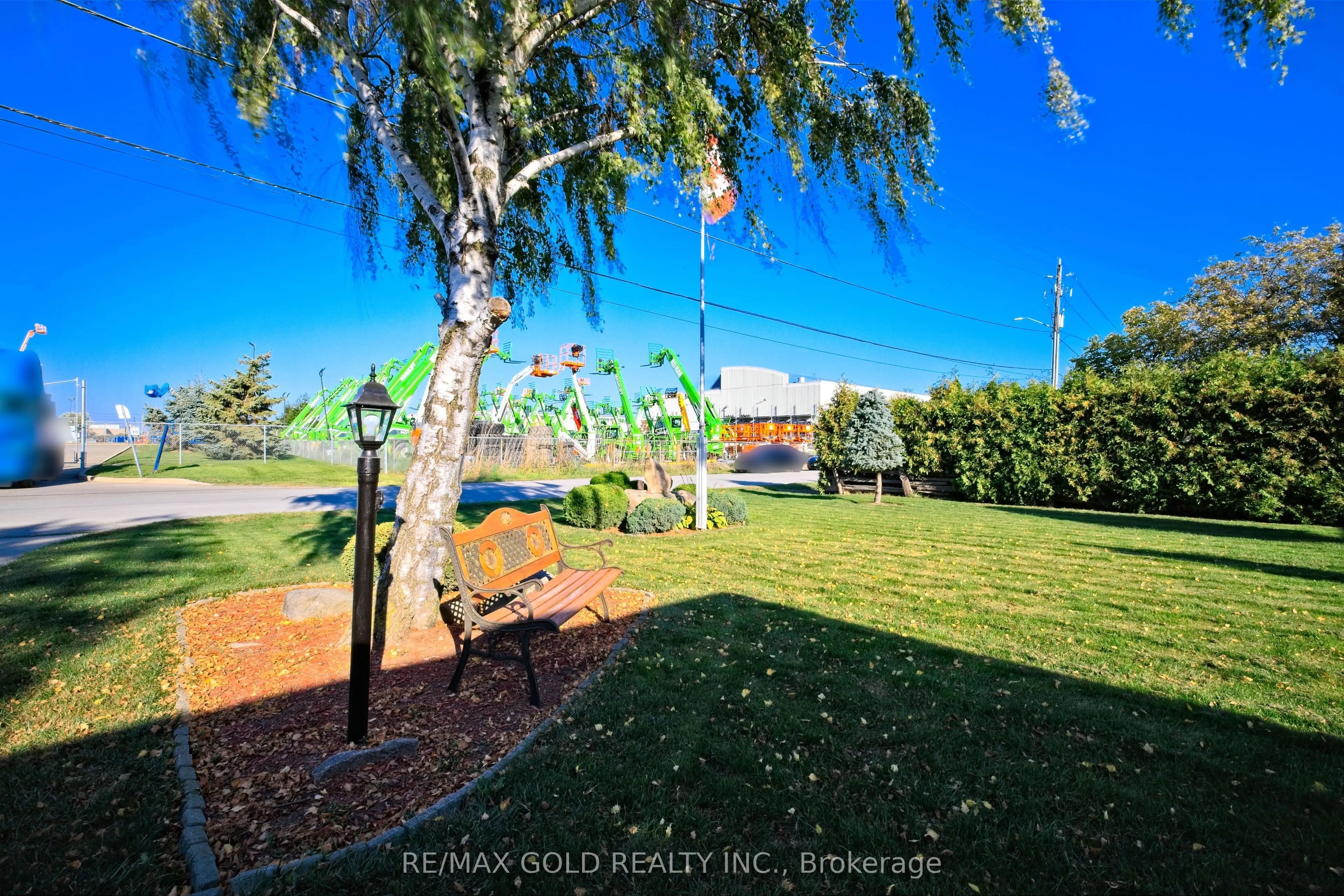 32 Oriole Avenue