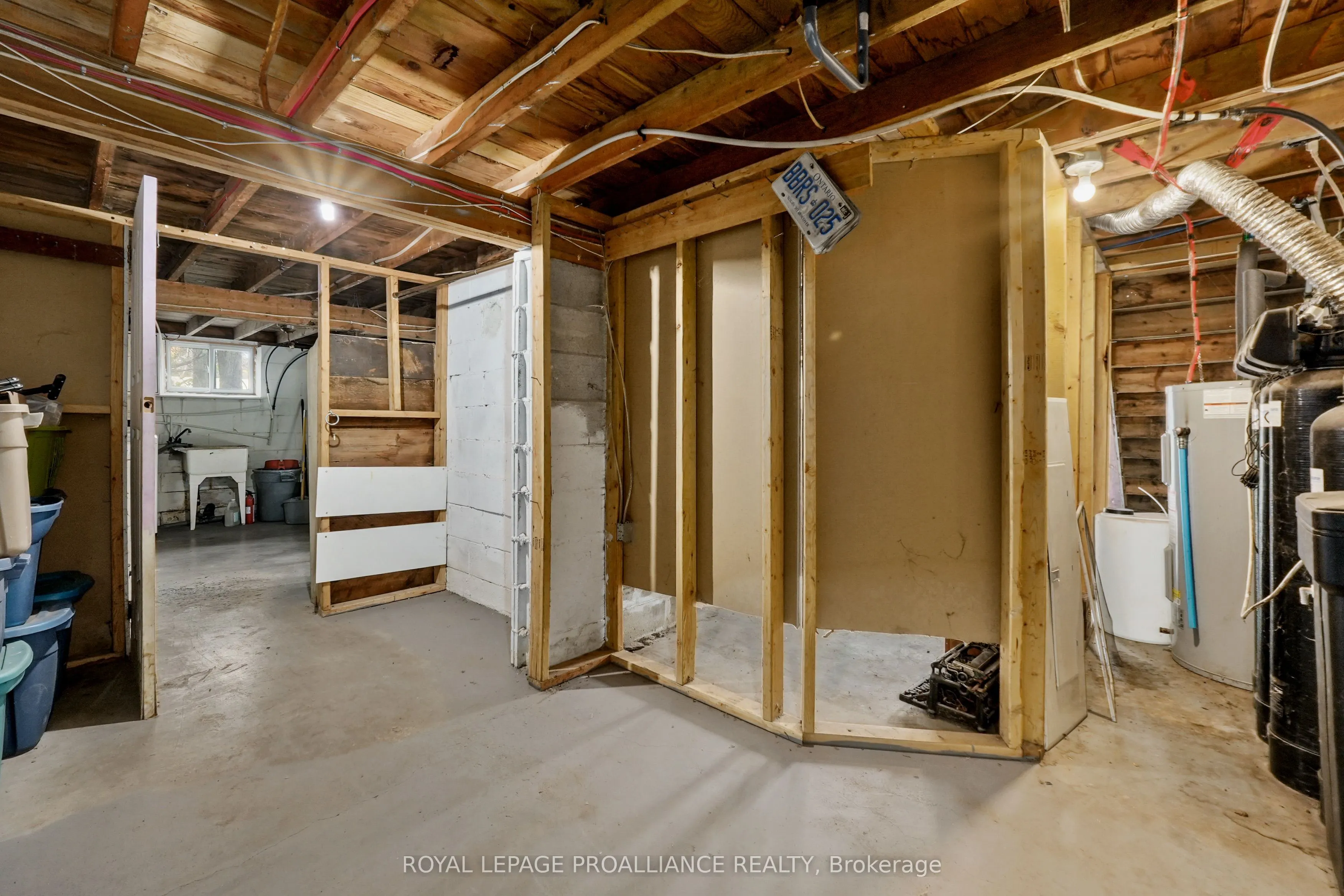 1125 Bateman Road