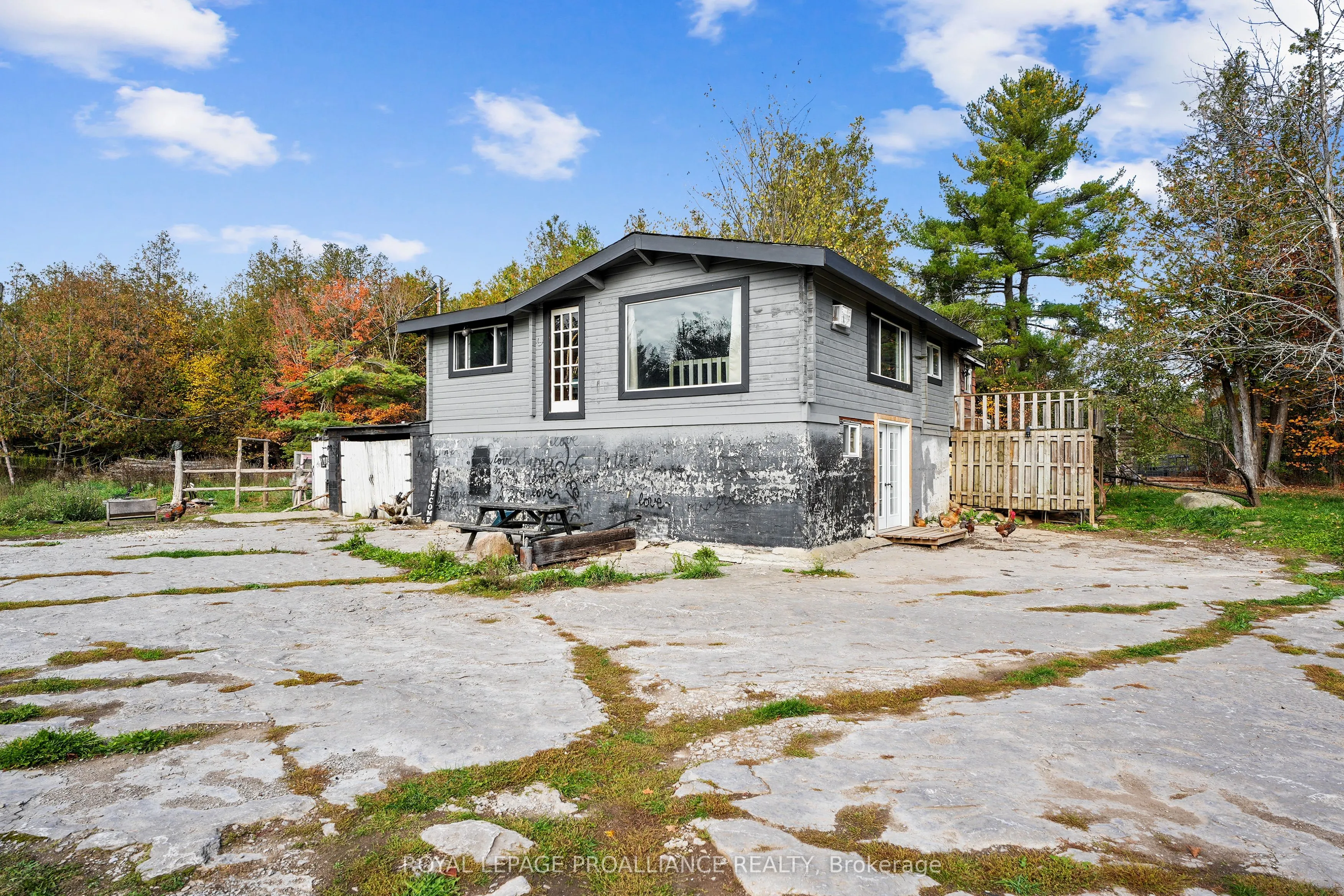 1125 Bateman Road