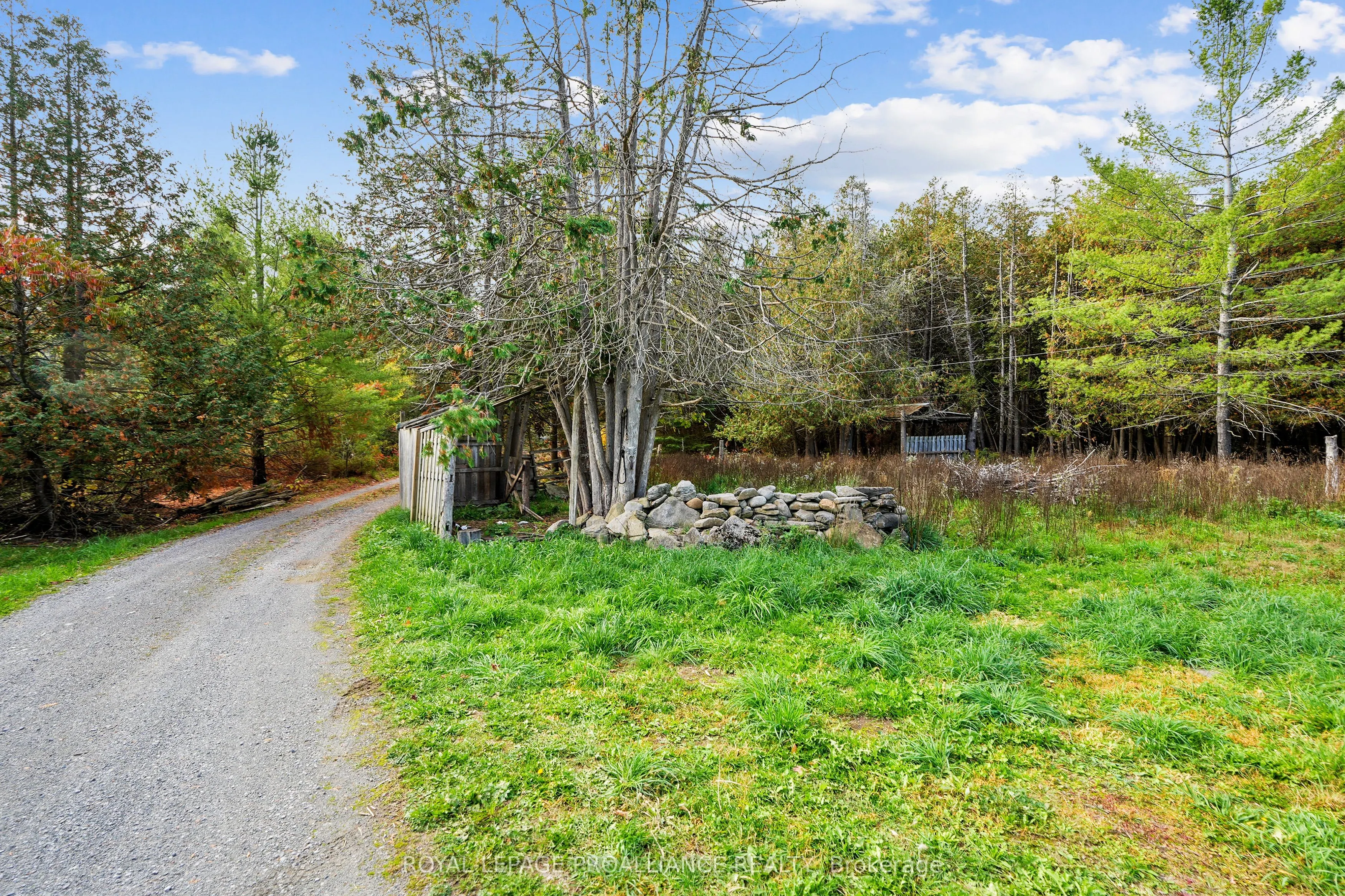 1125 Bateman Road