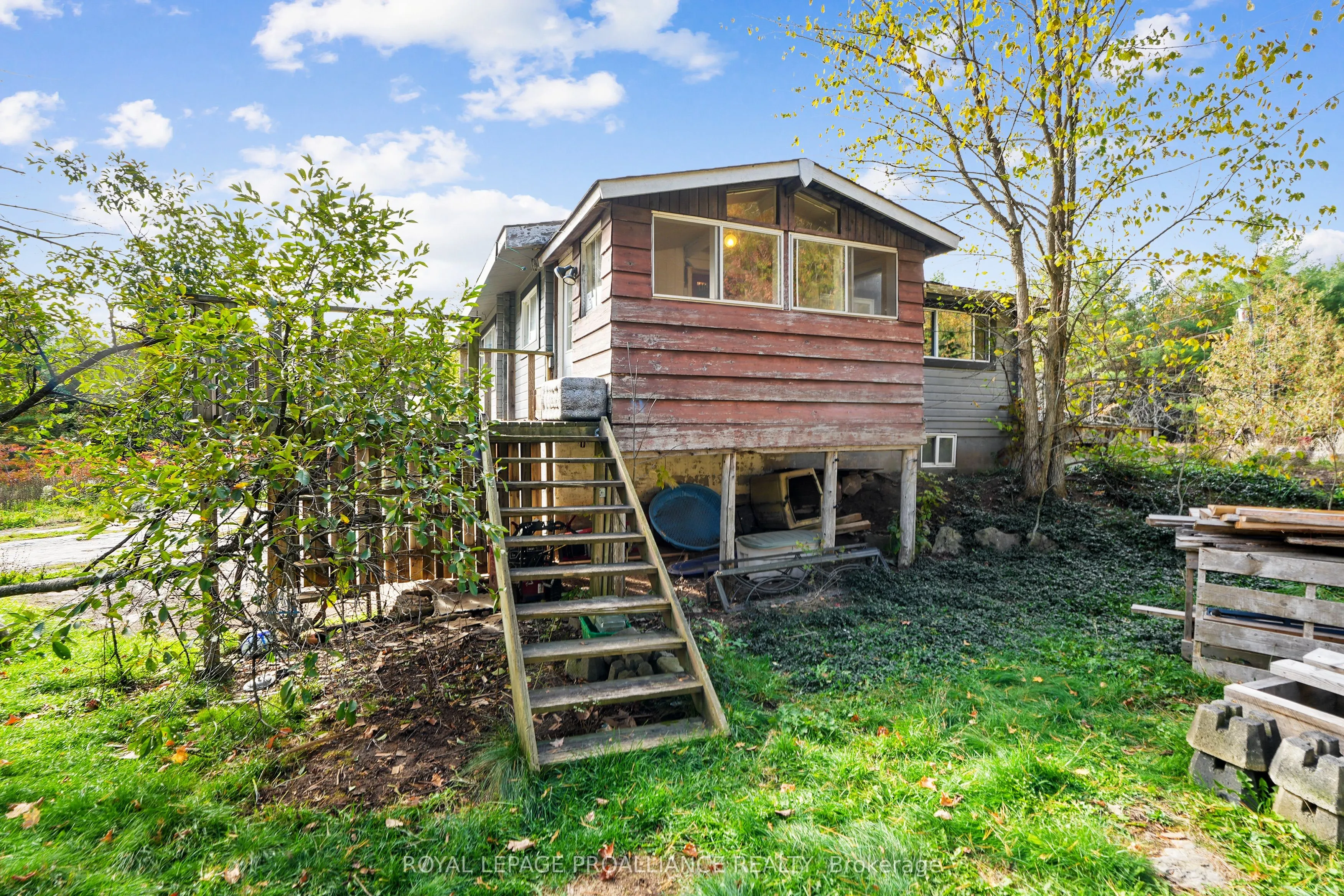1125 Bateman Road