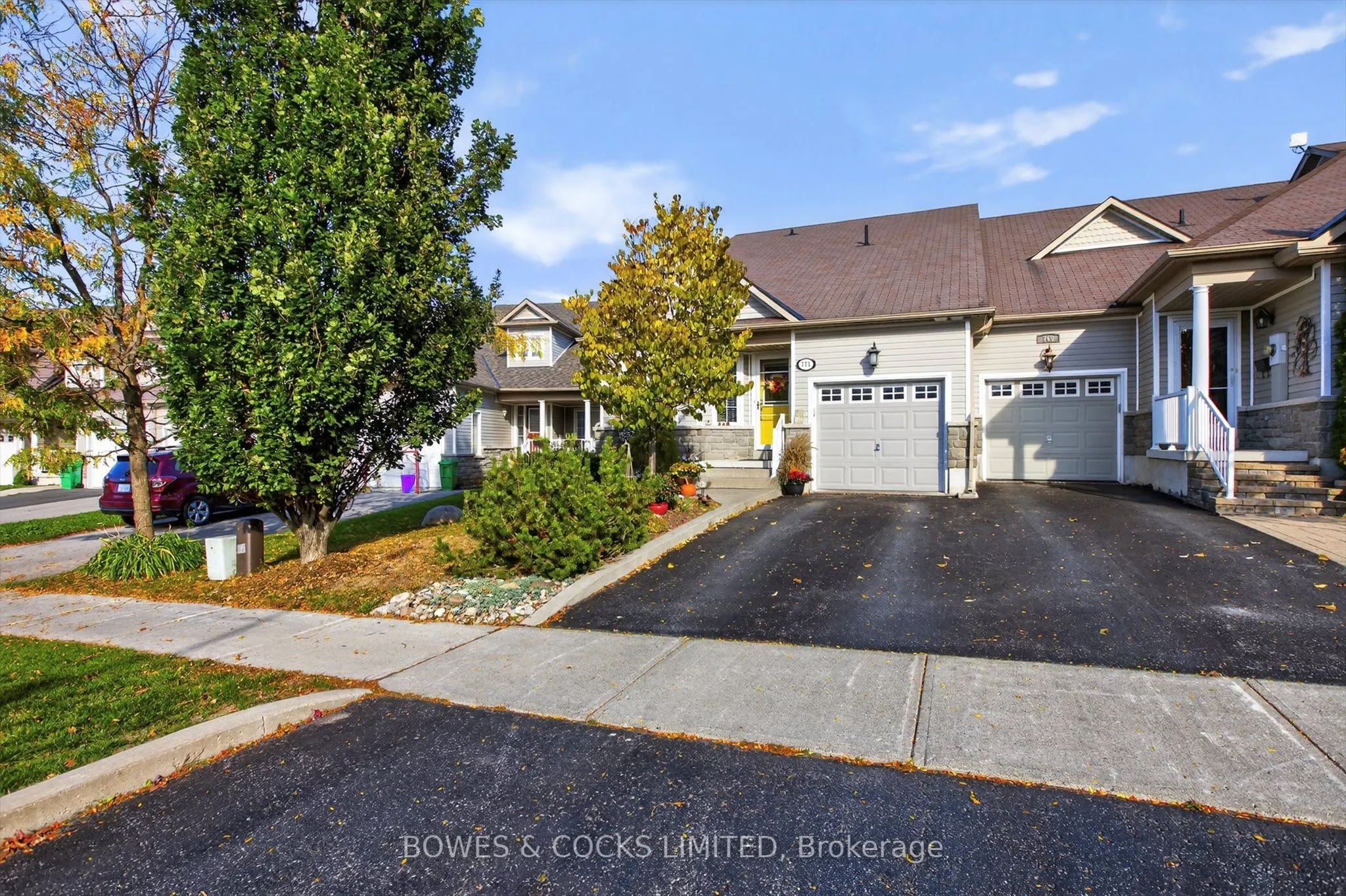 771 Tully Crescent