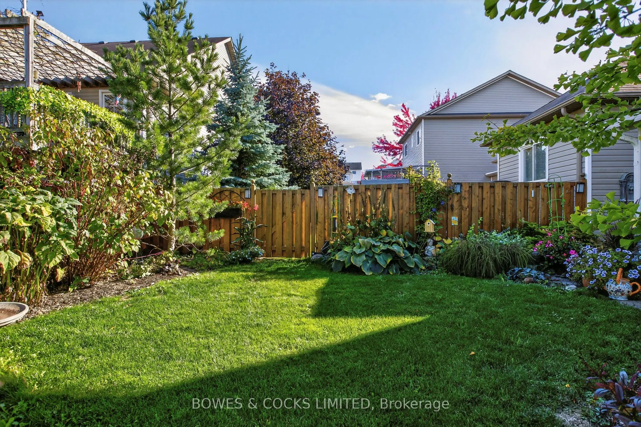 771 Tully Crescent