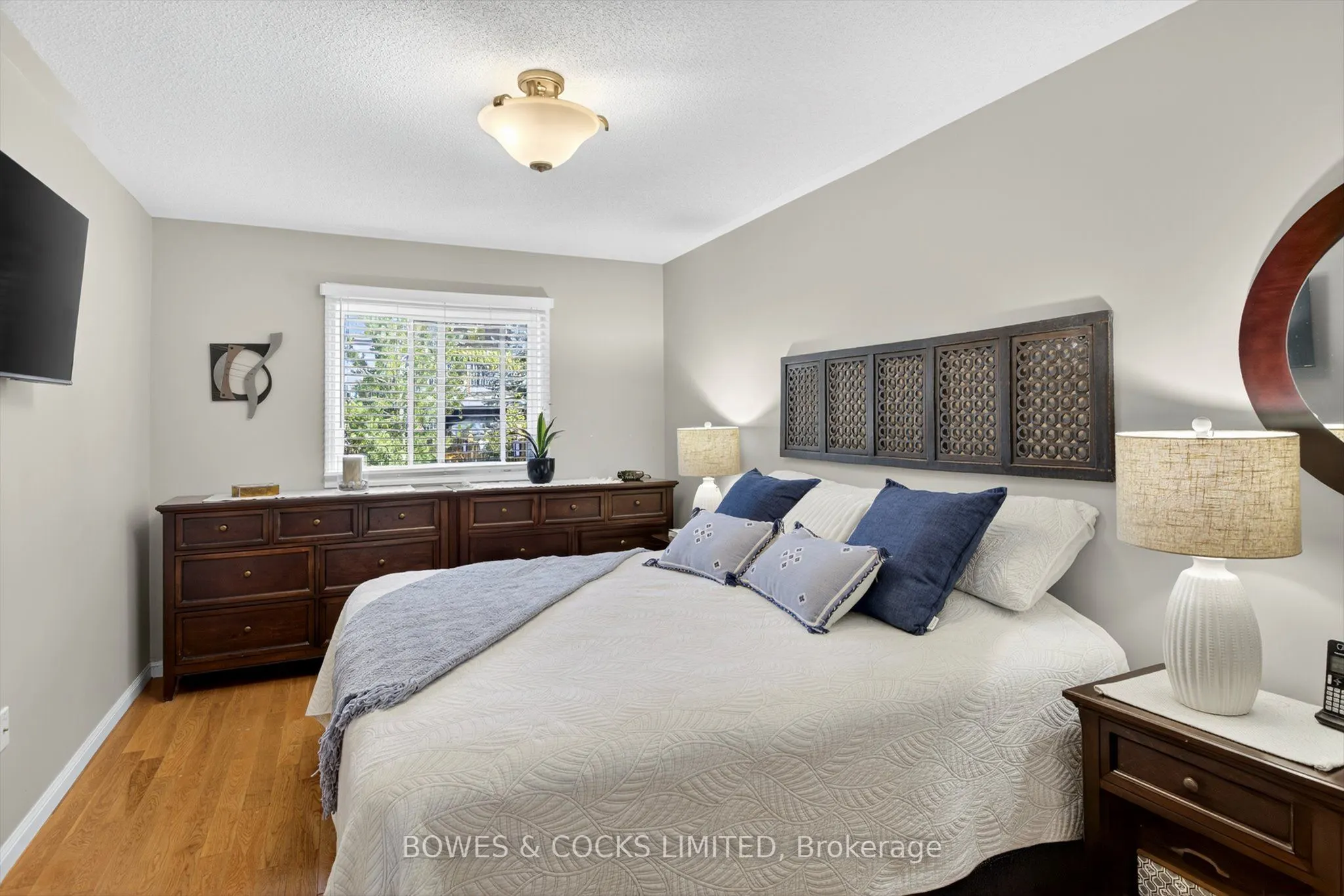 771 Tully Crescent