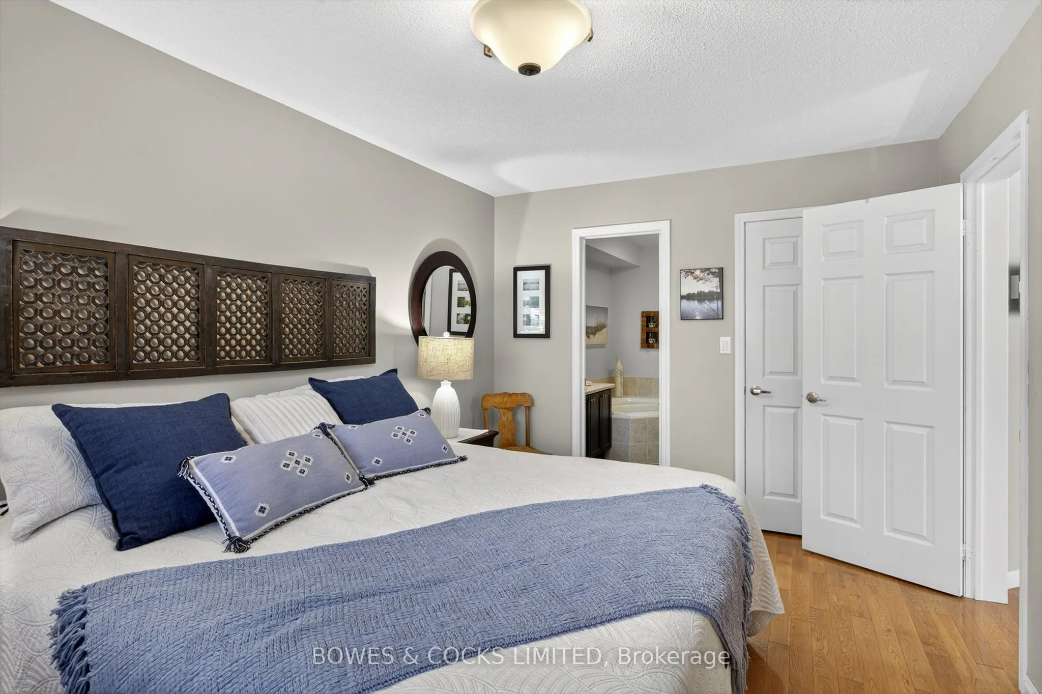 771 Tully Crescent