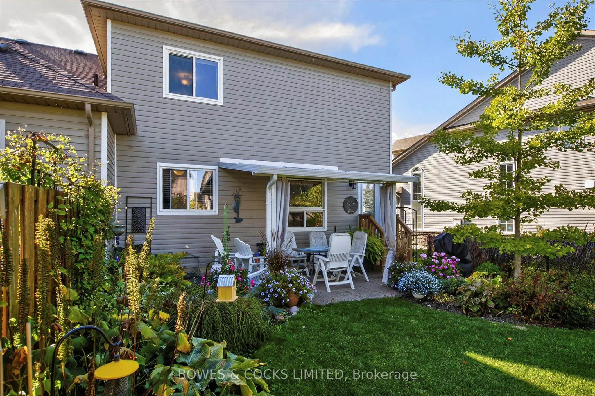 771 Tully Crescent