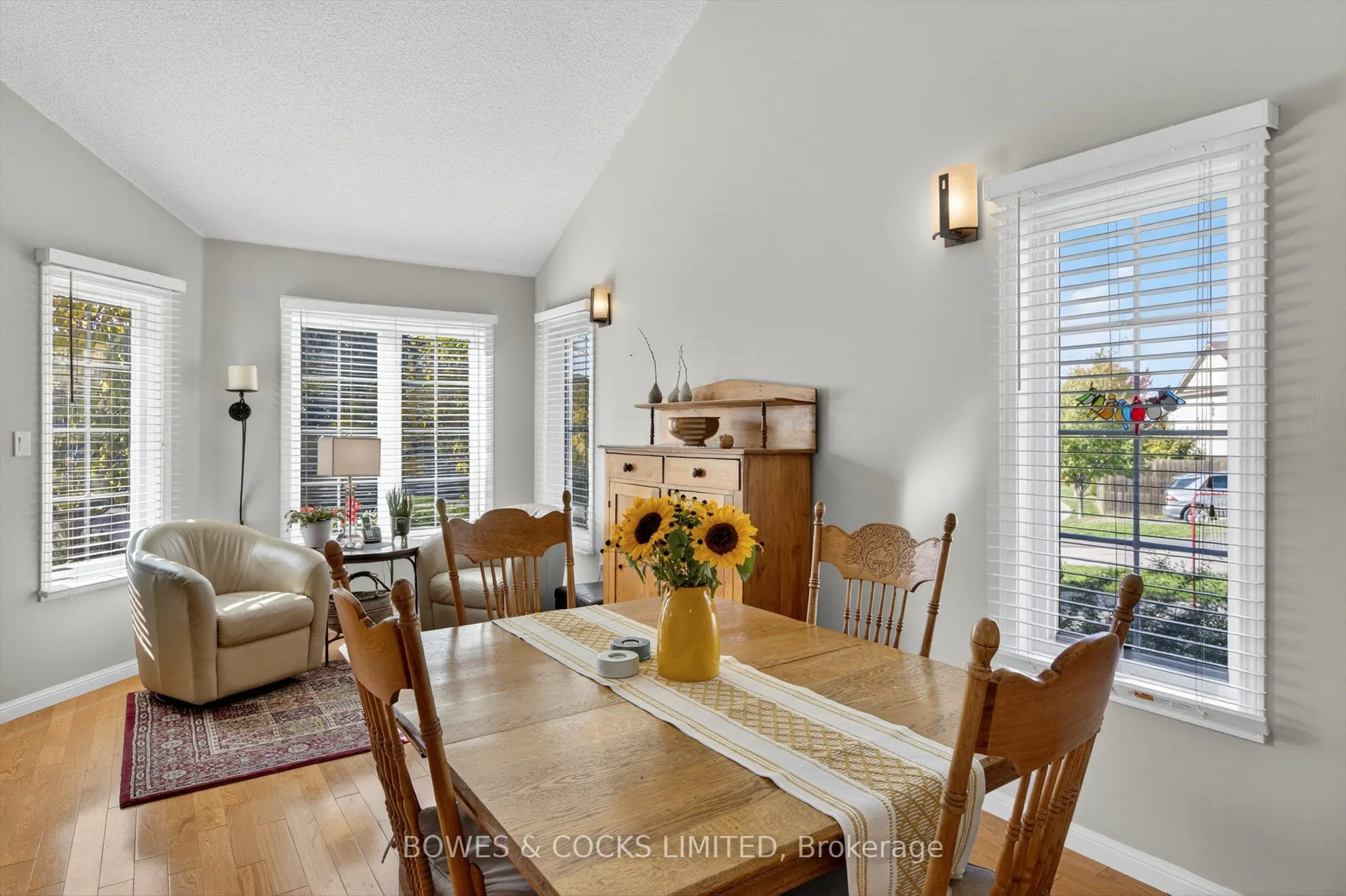 771 Tully Crescent