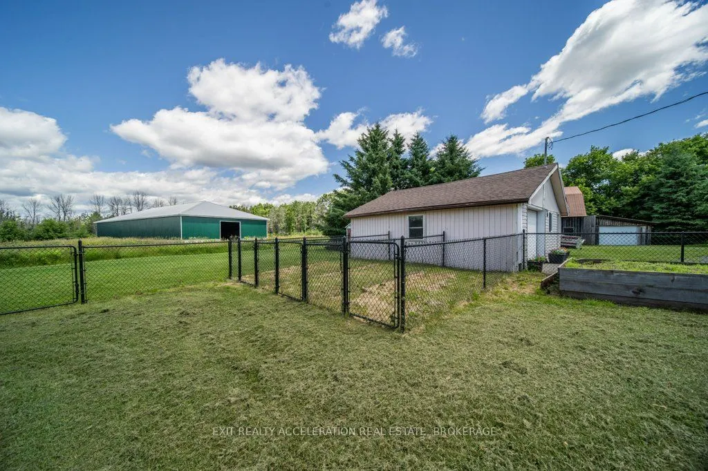 8061 County Rd 2
