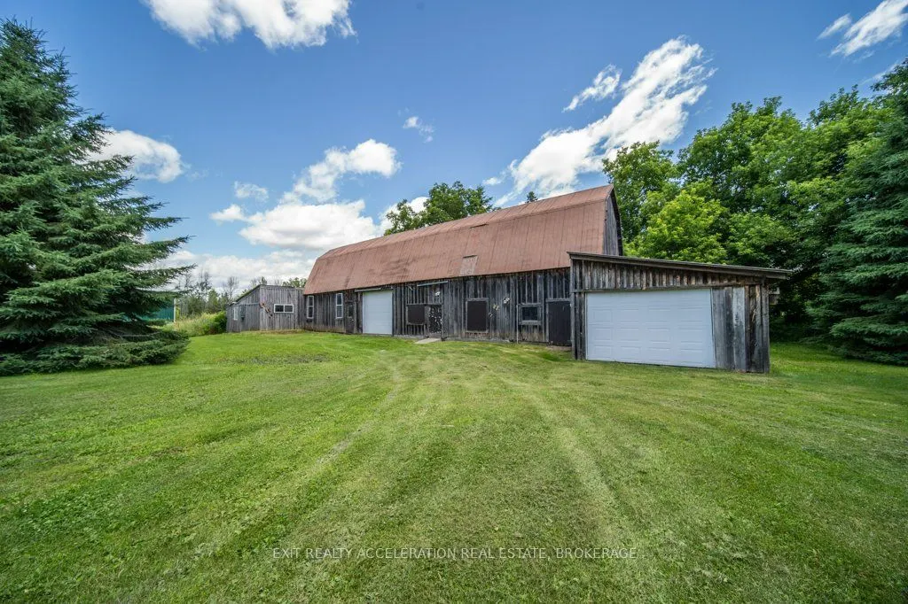 8061 County Rd 2