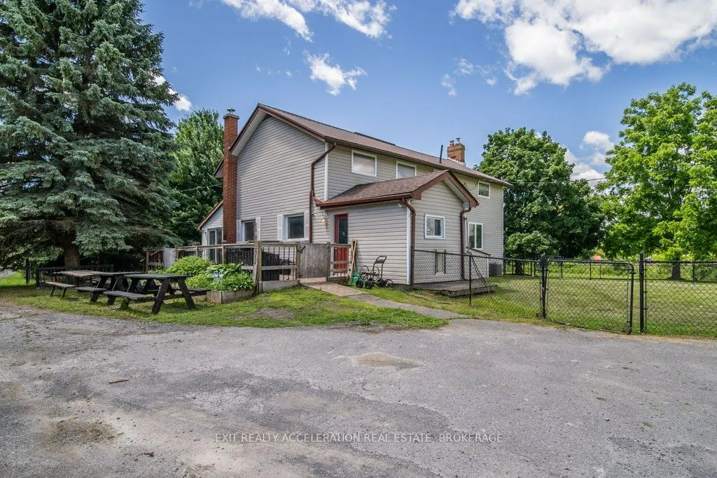 8061 County Rd 2