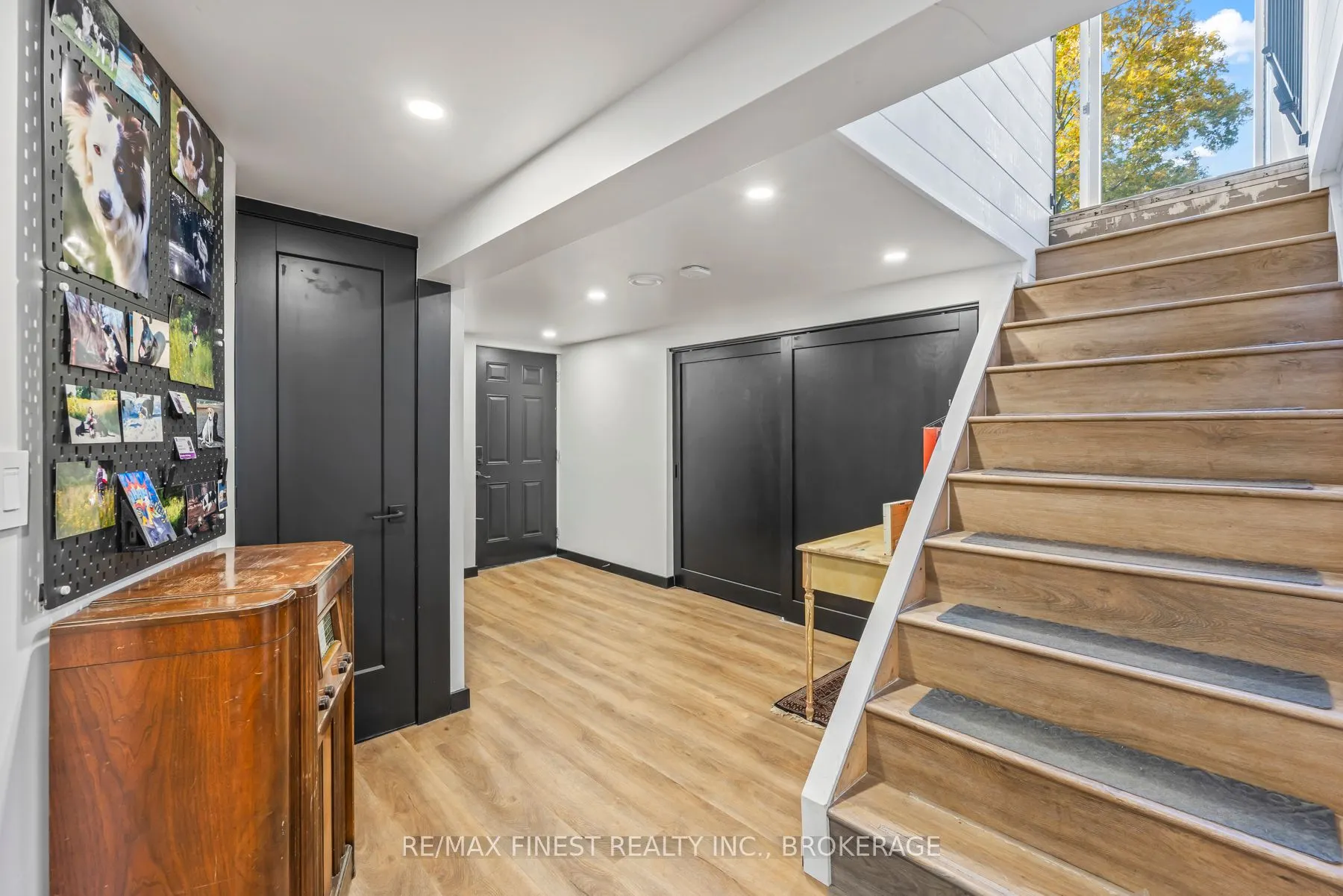 2313 Sydenham Road