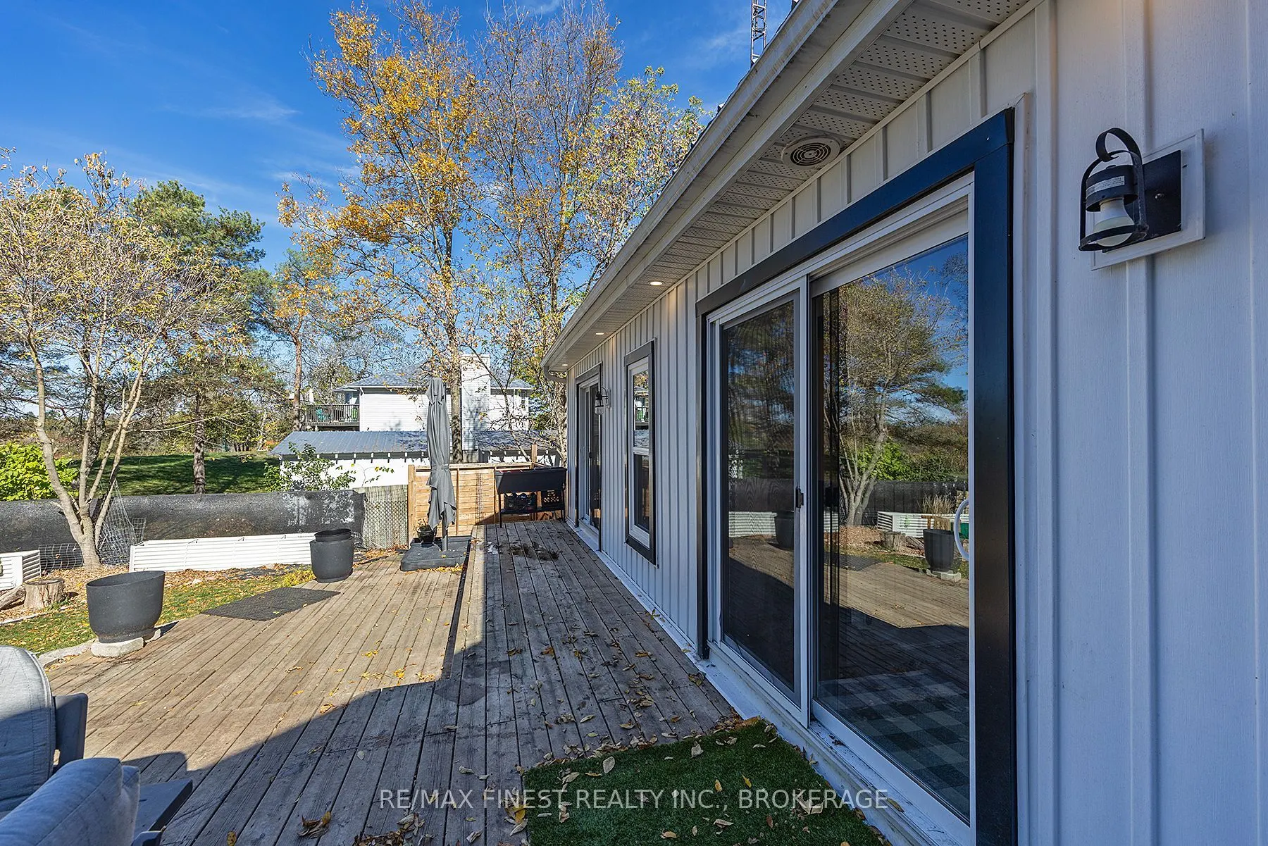 2313 Sydenham Road