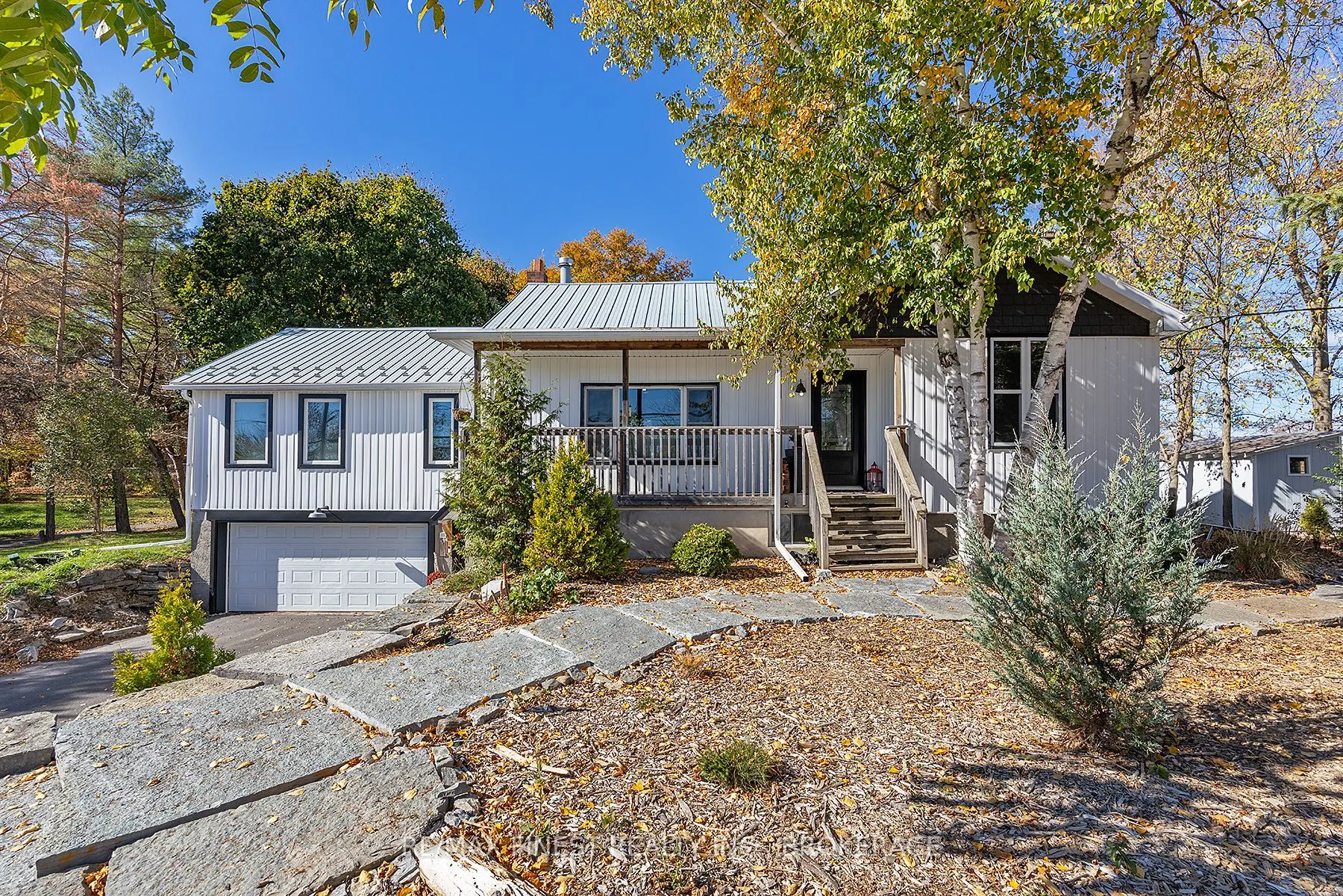 2313 Sydenham Road
