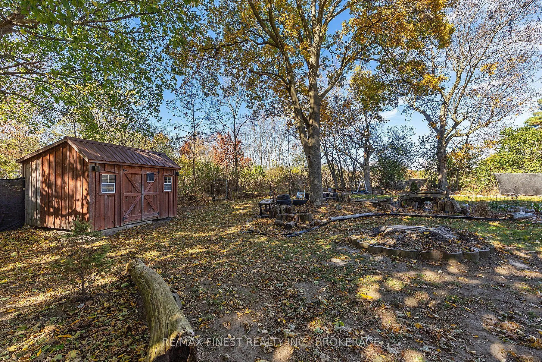 2313 Sydenham Road