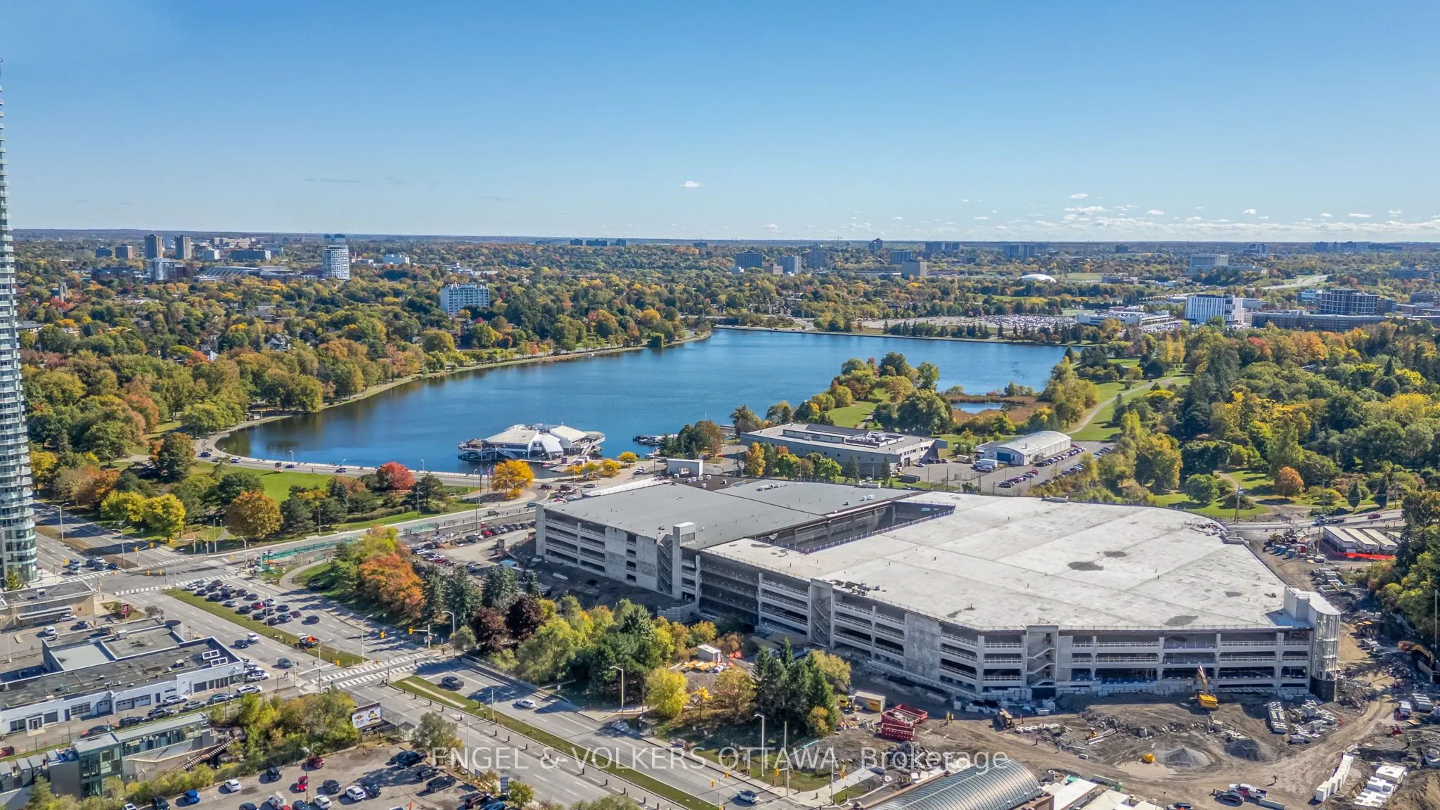 100 Champagne Avenue S, #207