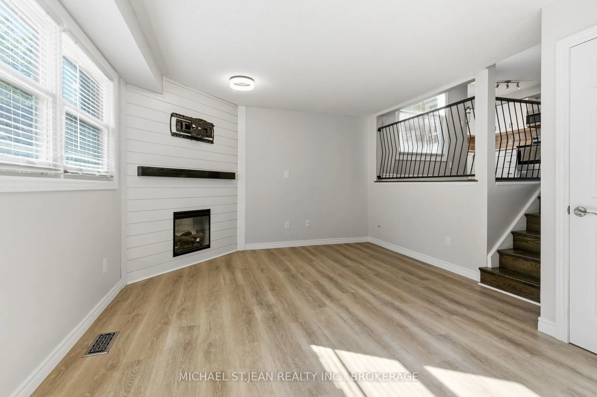 1297 Upper Sherman Avenue