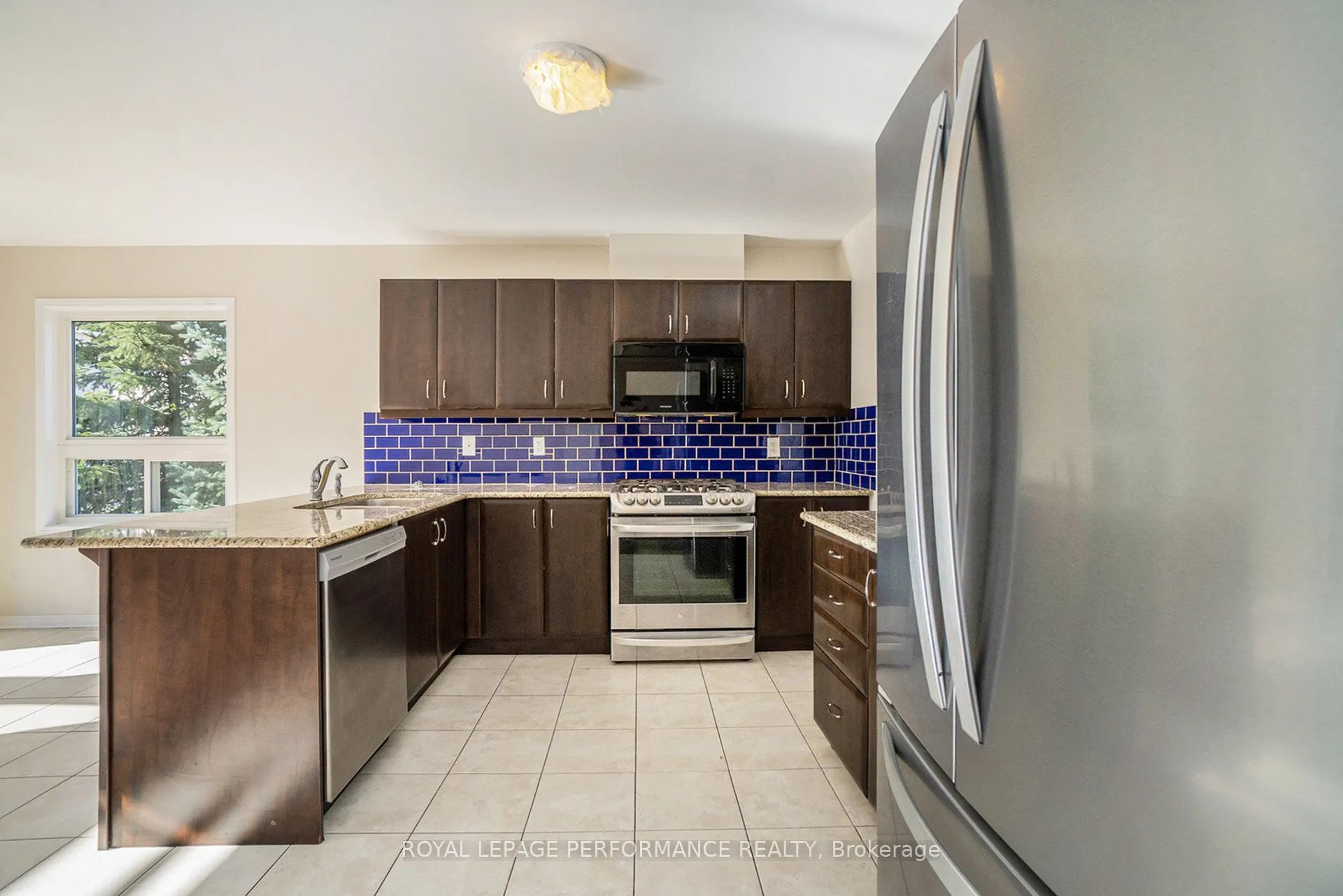 3721 Riverbreeze Street, #G