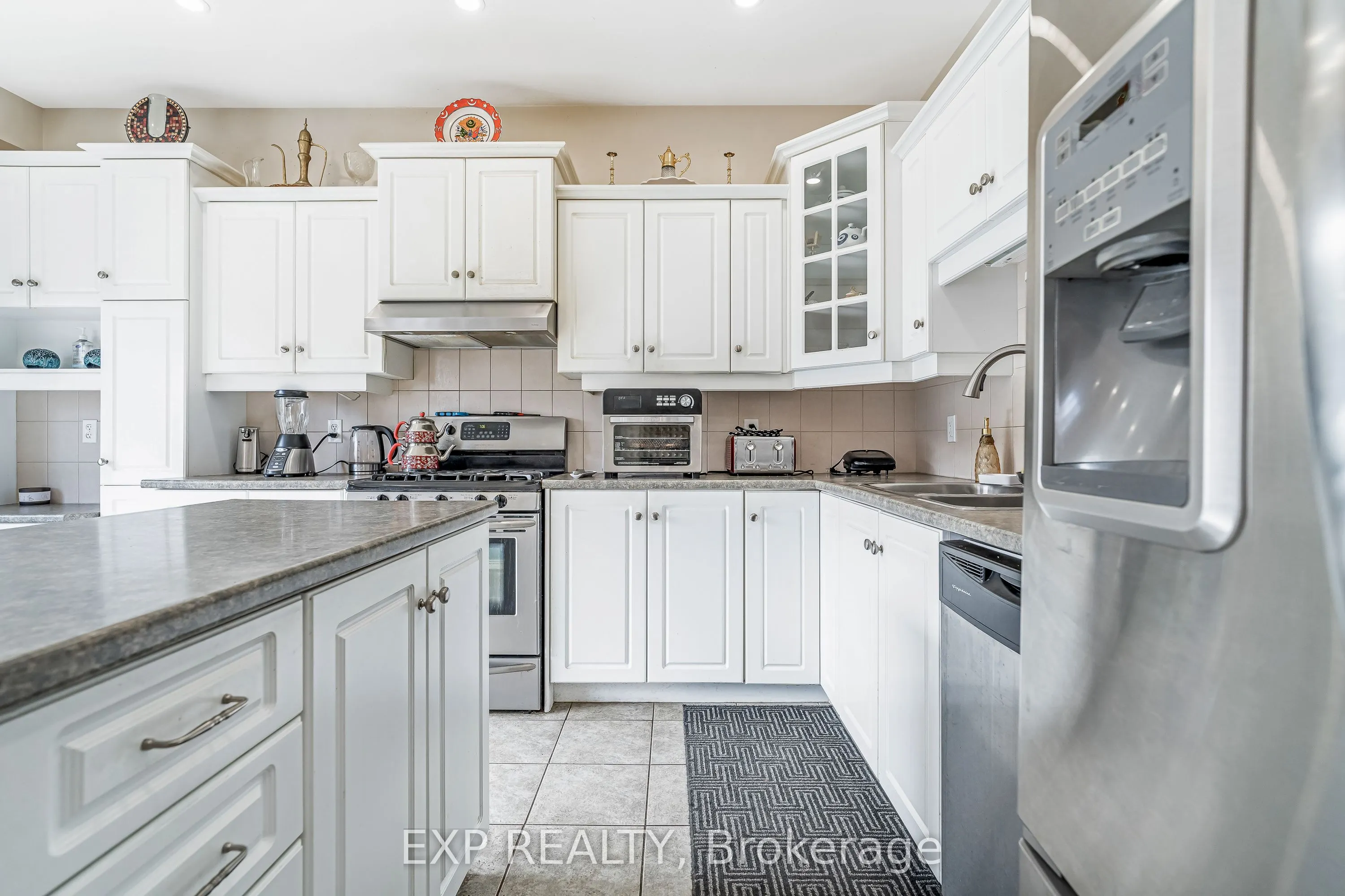 423 Dundonald Drive