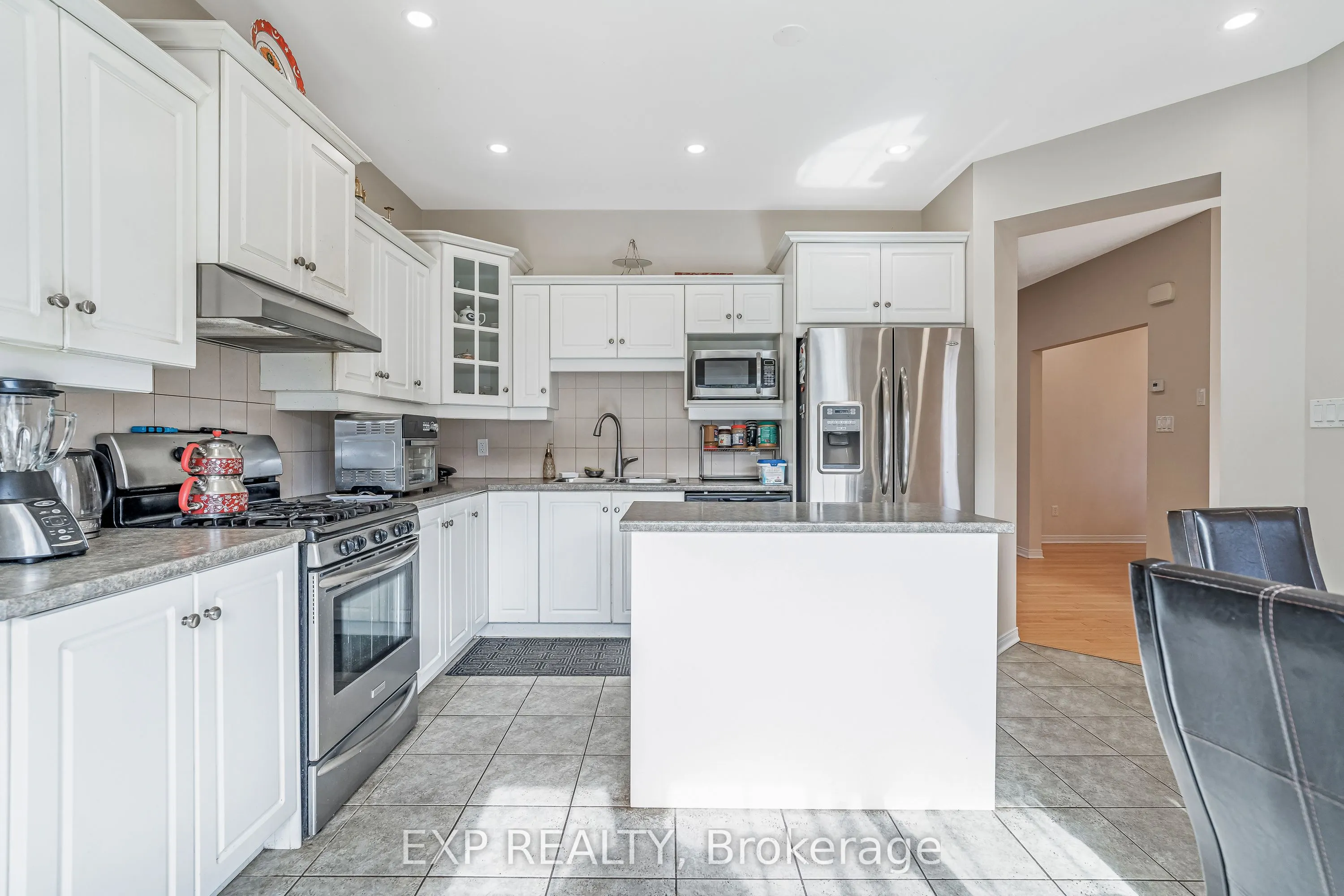423 Dundonald Drive