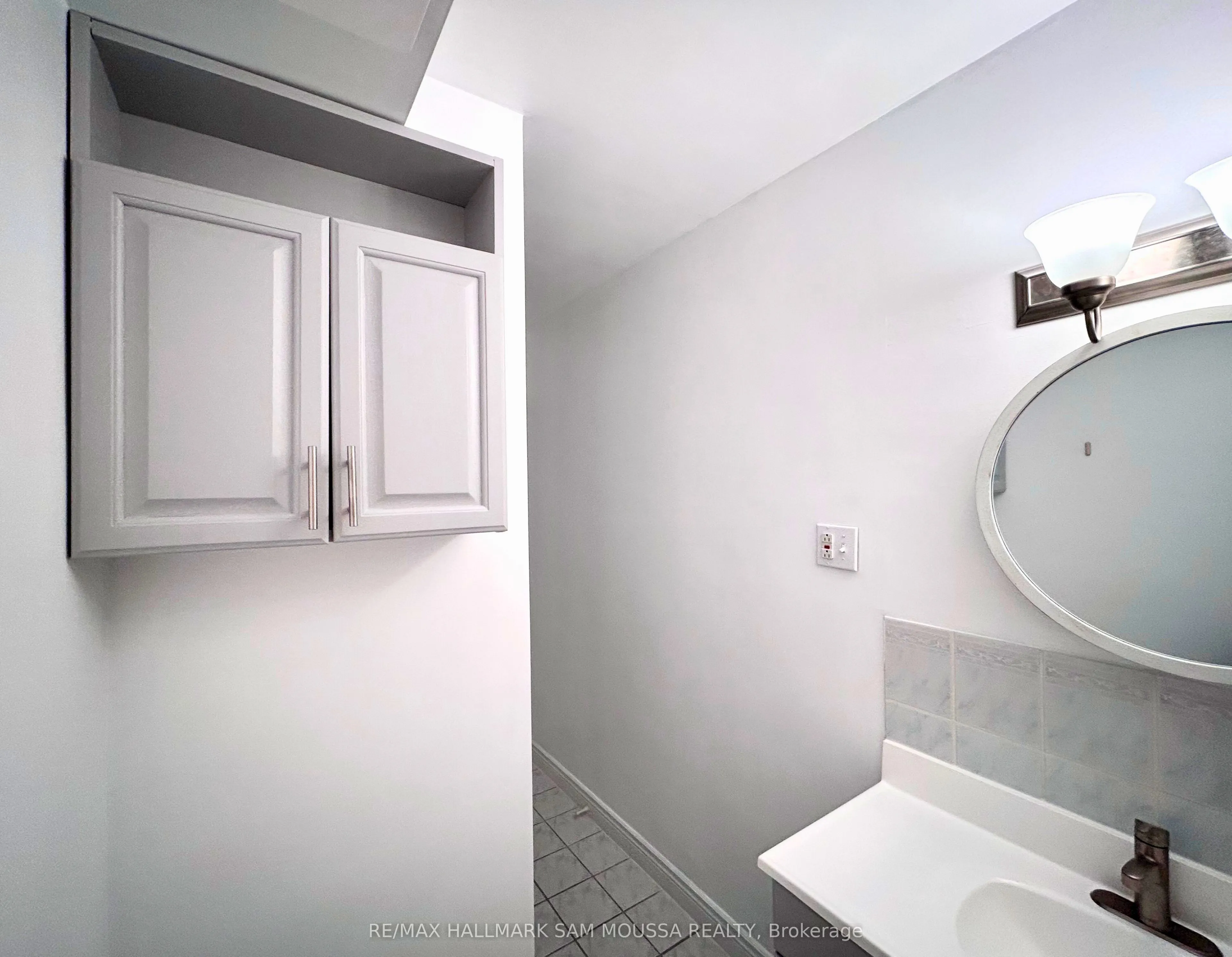 309 Currell Avenue N, #3