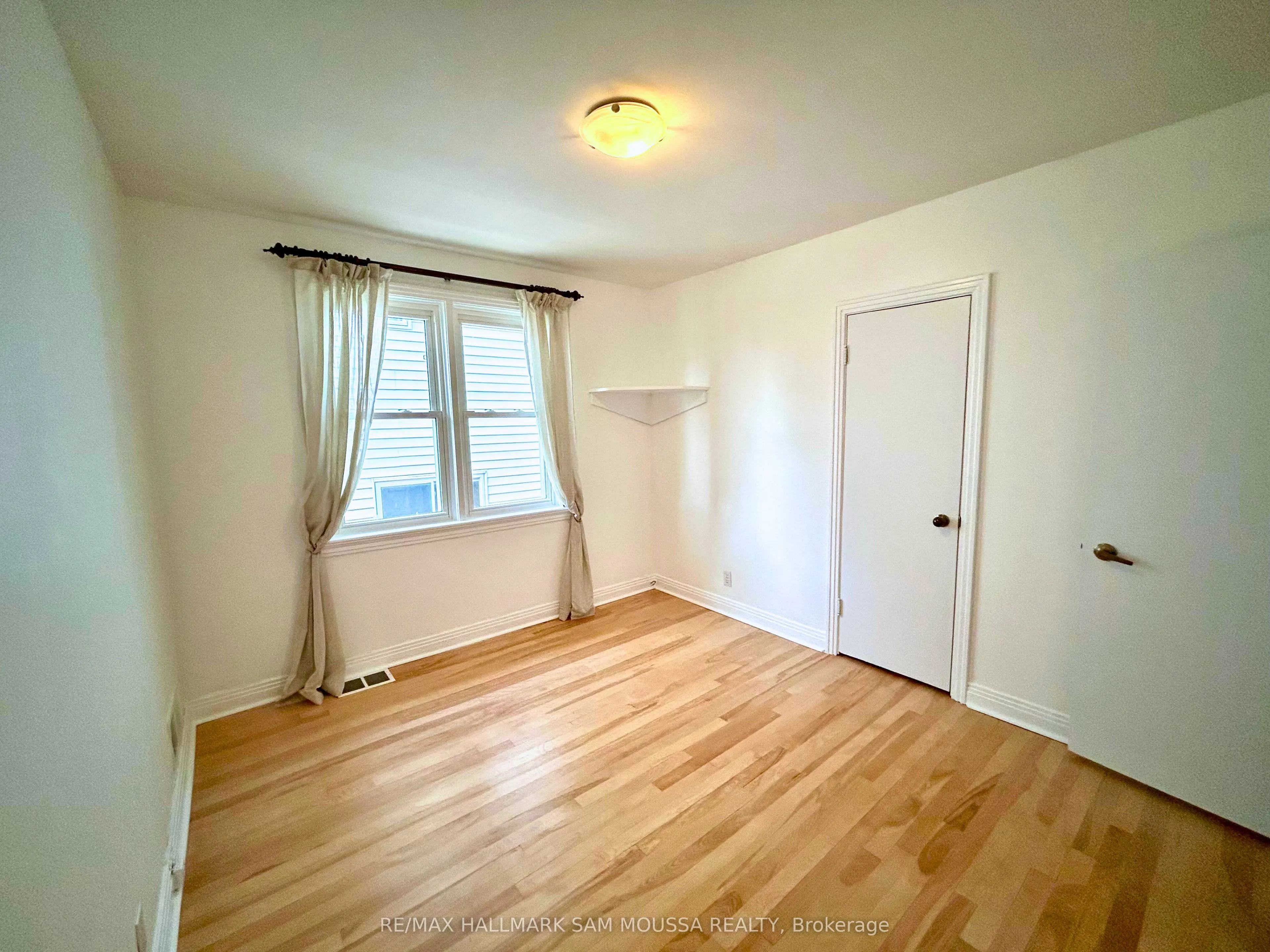 309 Currell Avenue N, #3