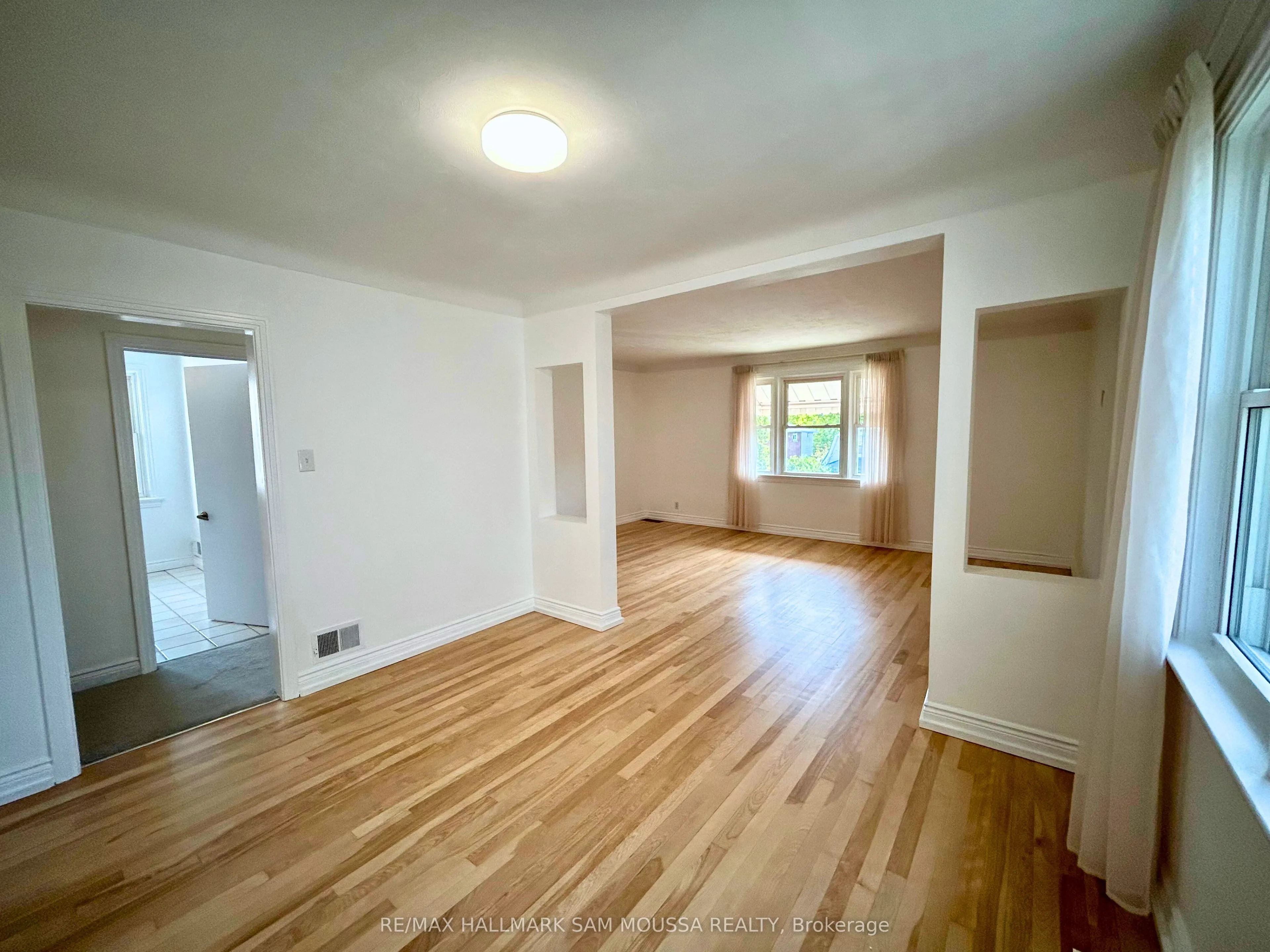 309 Currell Avenue N, #3
