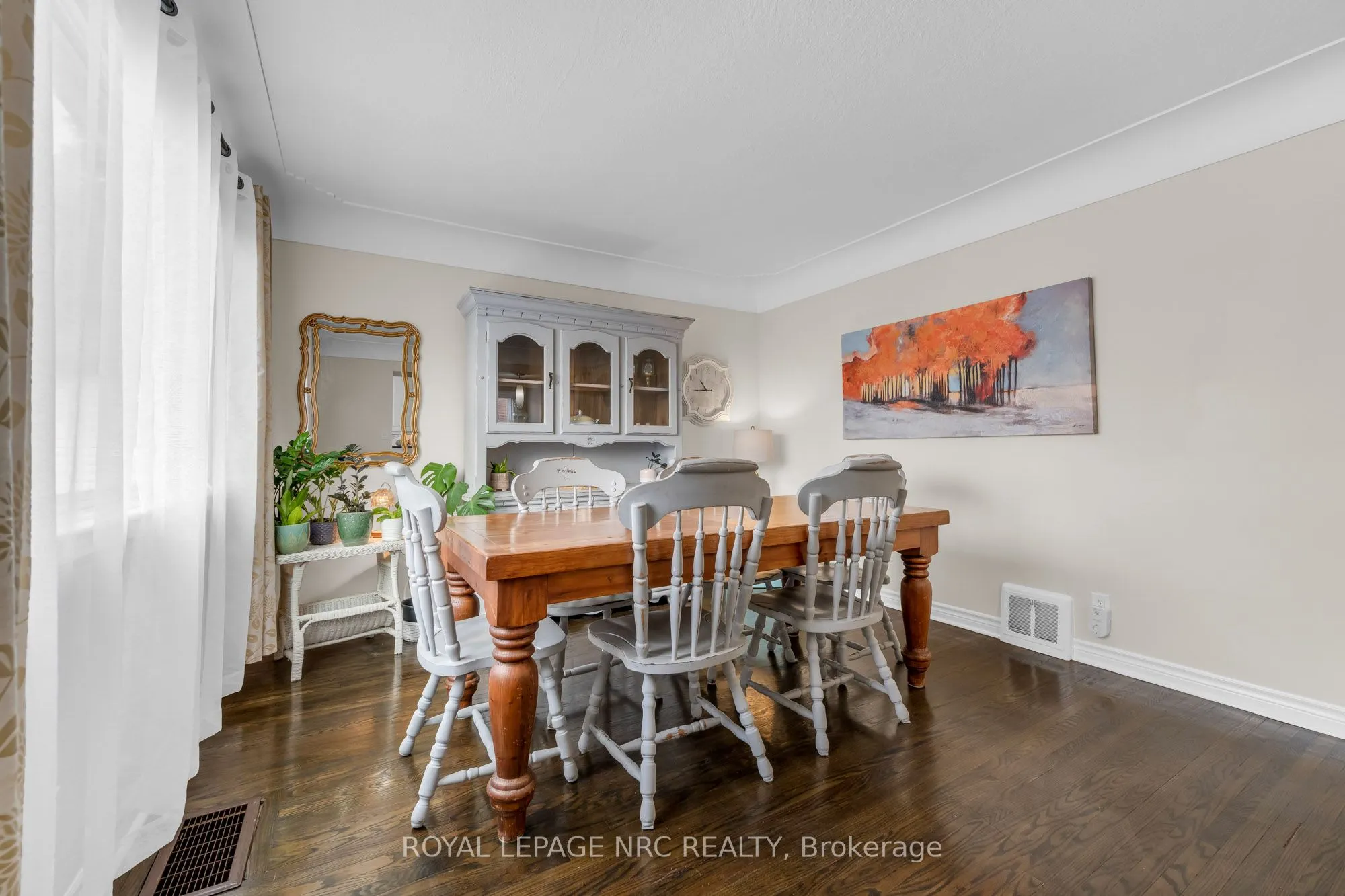 475 East 38th Street