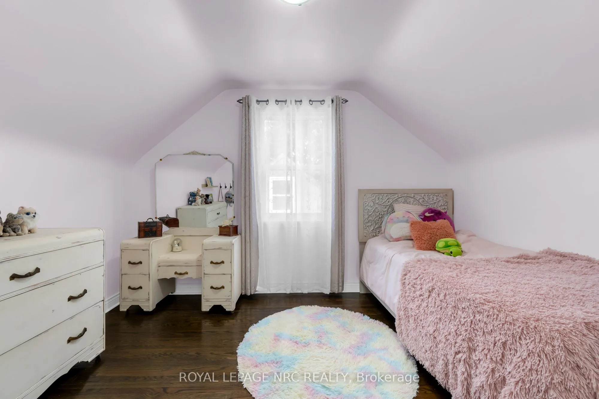 475 East 38th Street