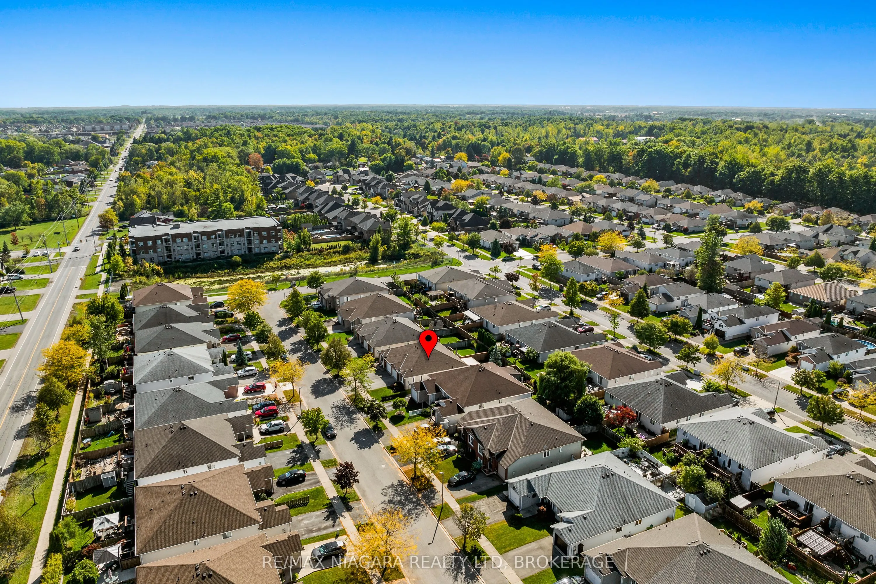 208 Autumn Crescent