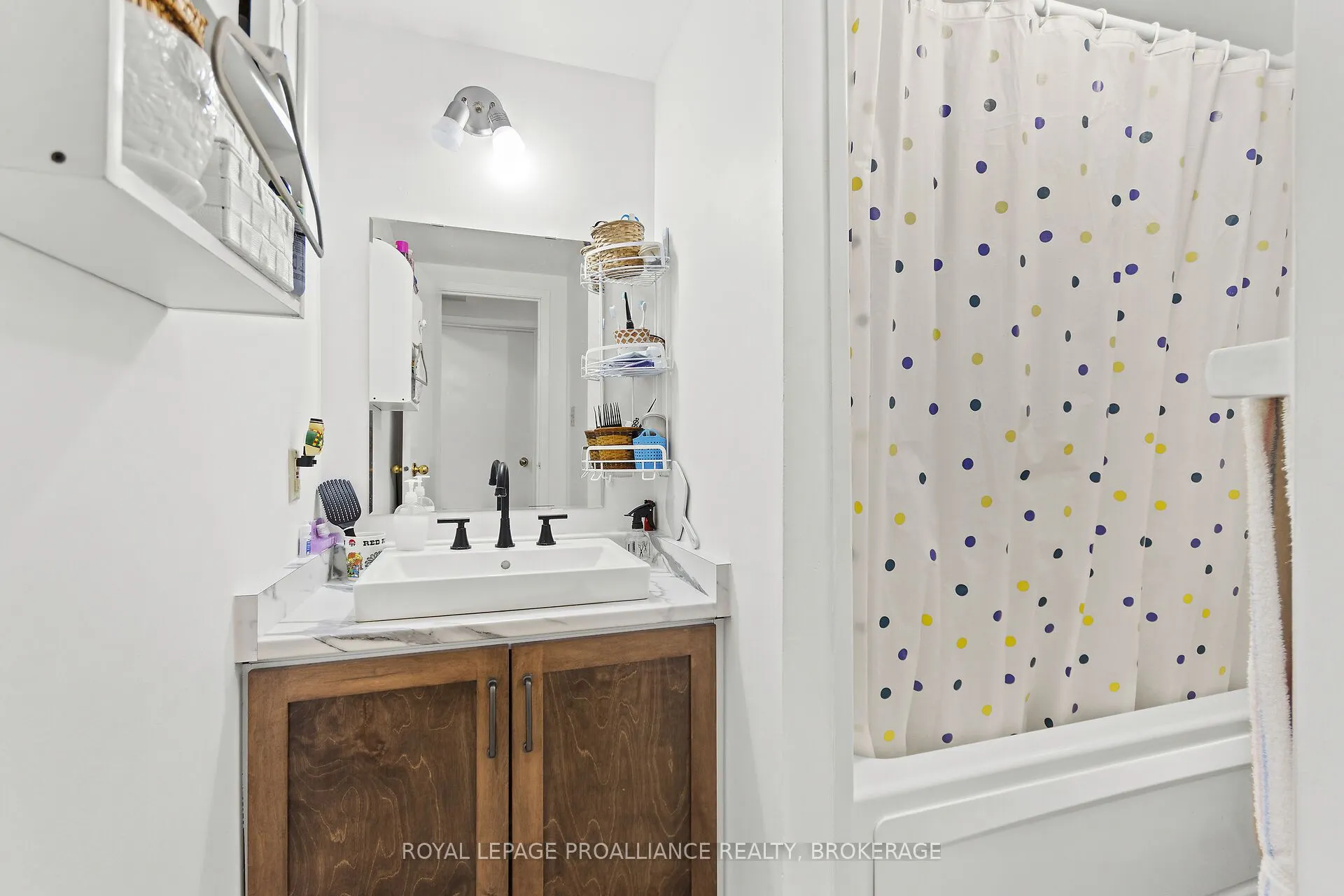 573 Armstrong Road, #101