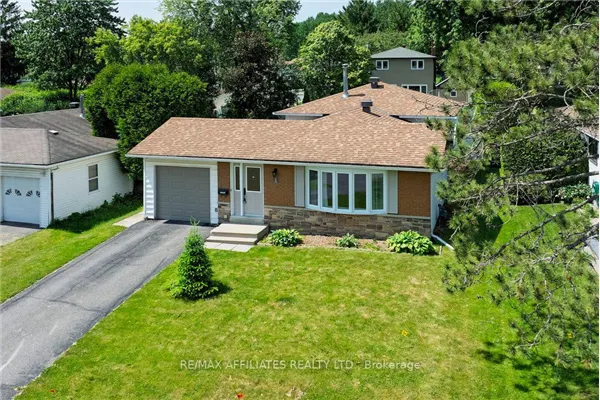 22 Red Maple Crescent