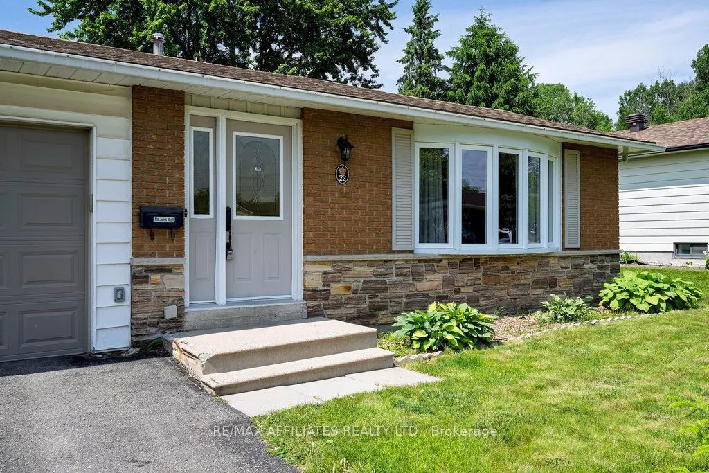22 Red Maple Crescent