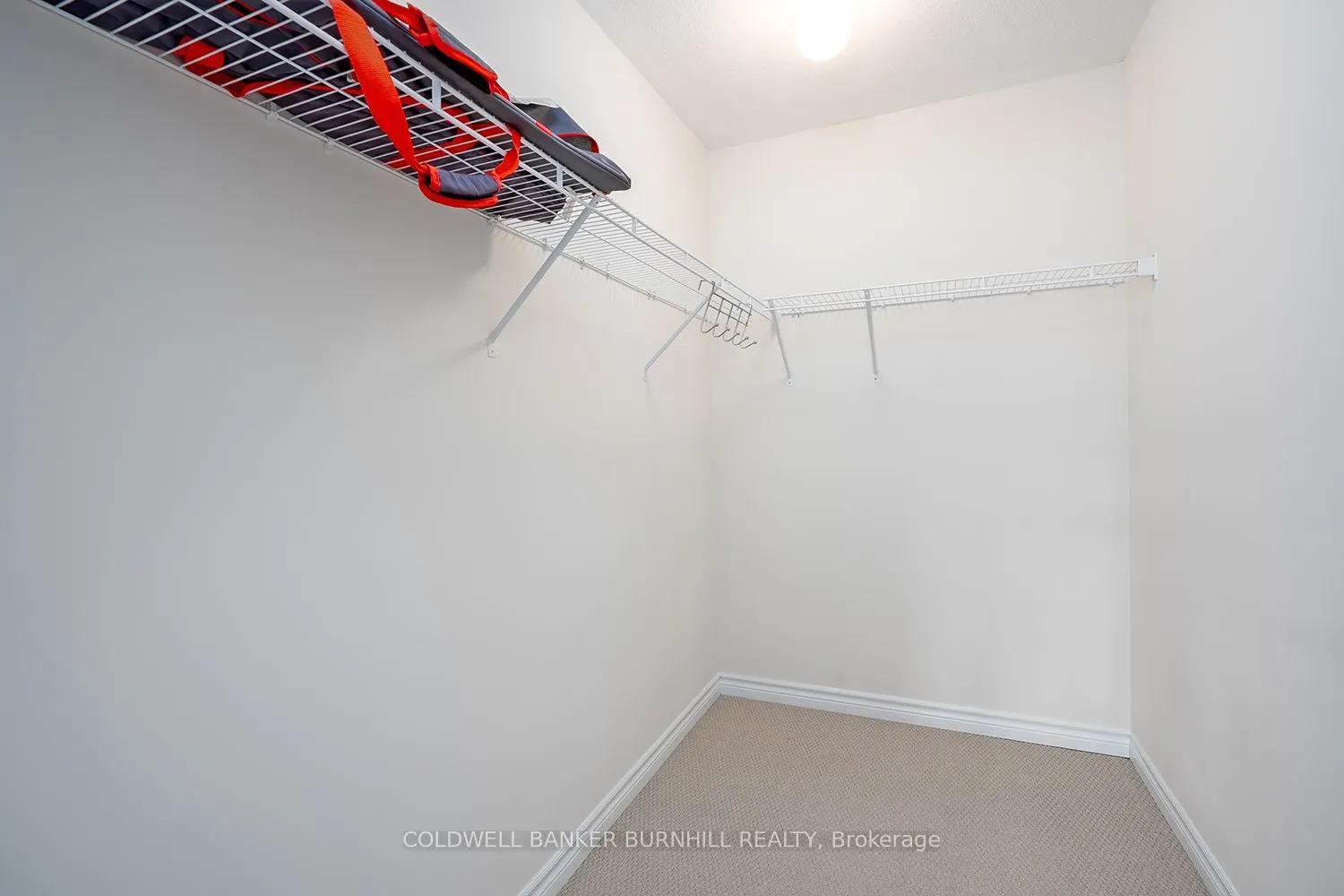 8 Hiscott Drive