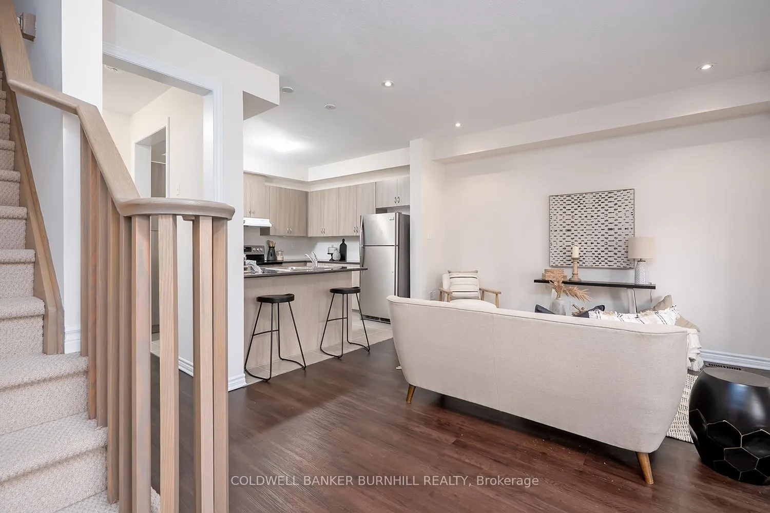 8 Hiscott Drive