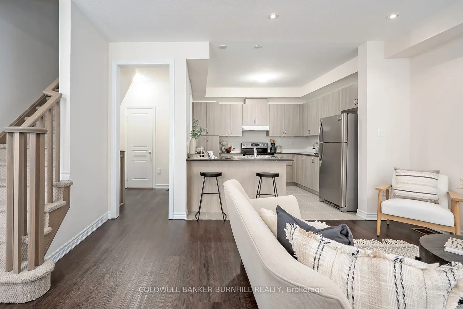 8 Hiscott Drive