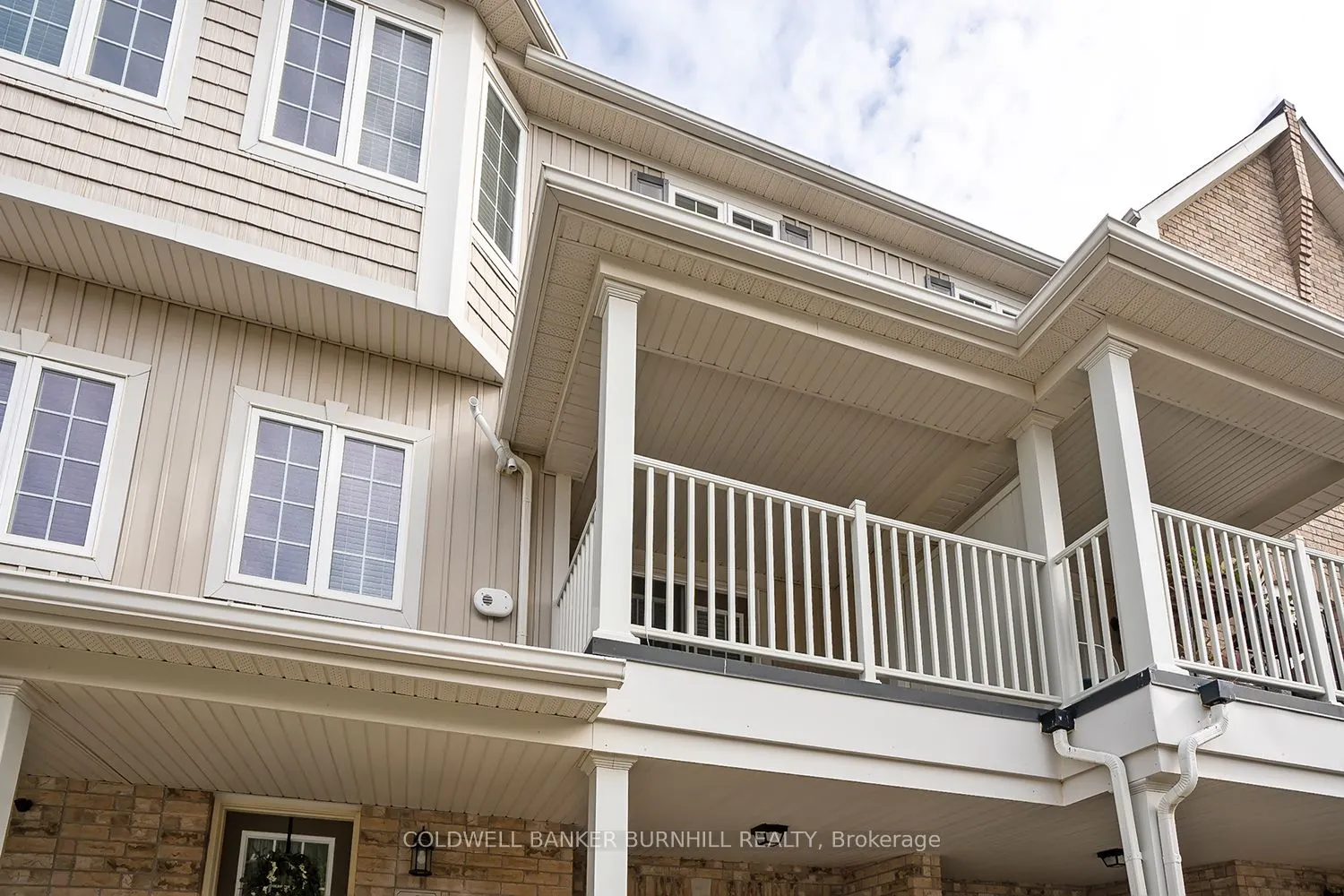 8 Hiscott Drive