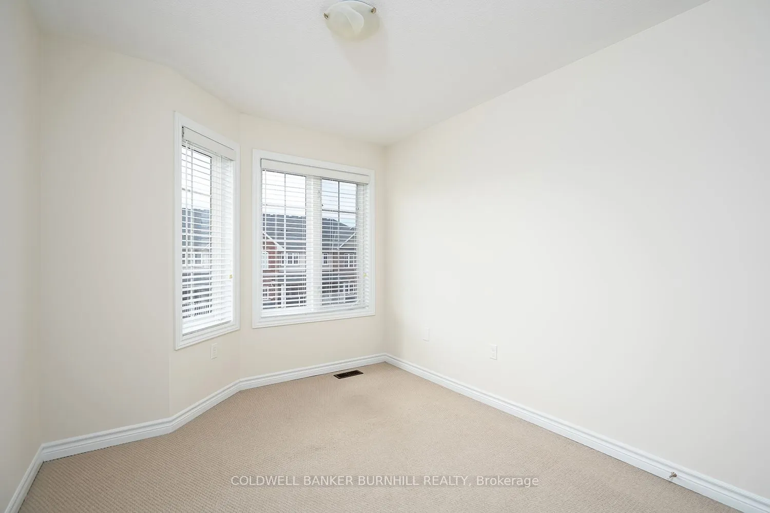 8 Hiscott Drive