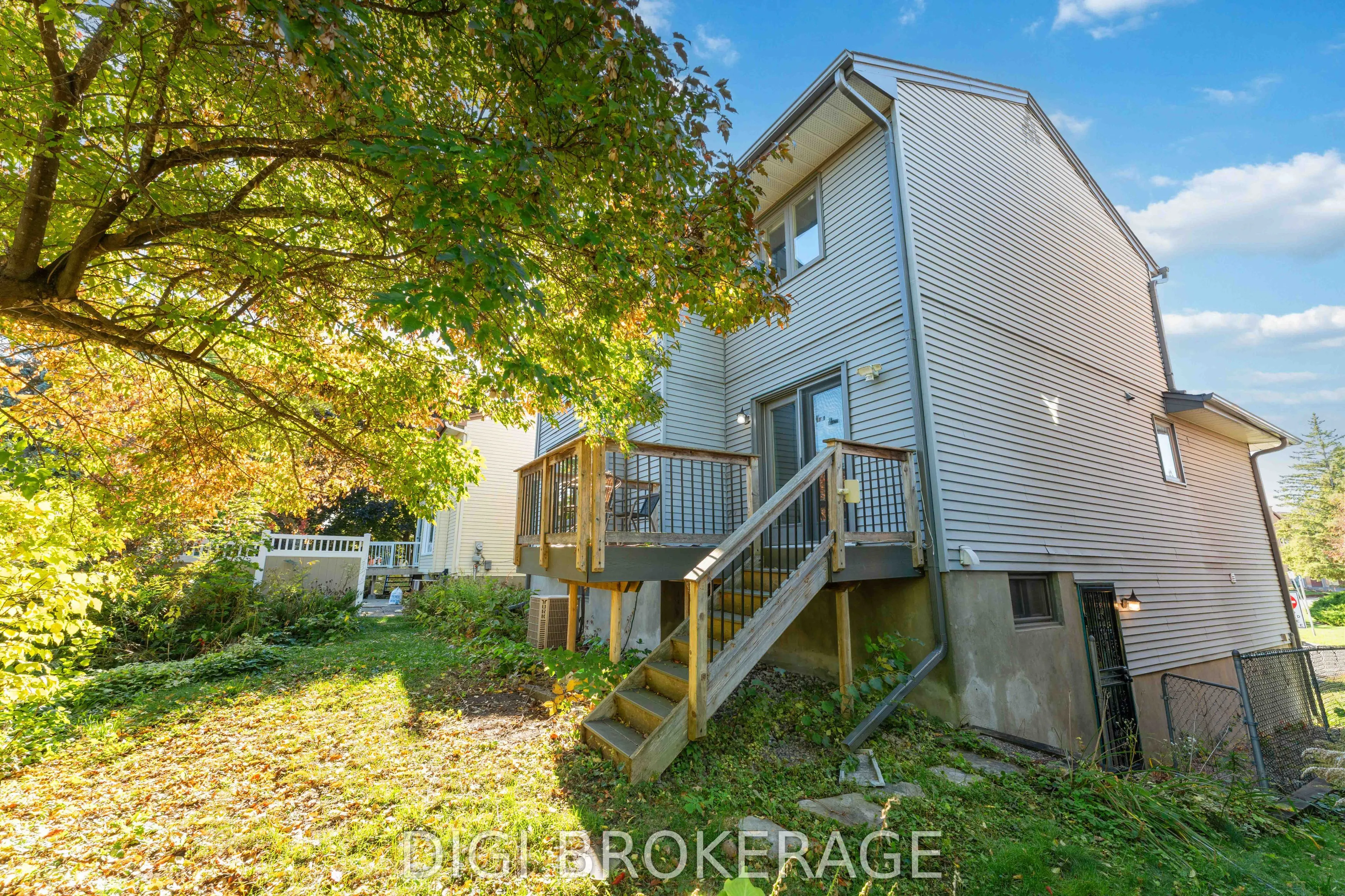 98 Gillespie Crescent