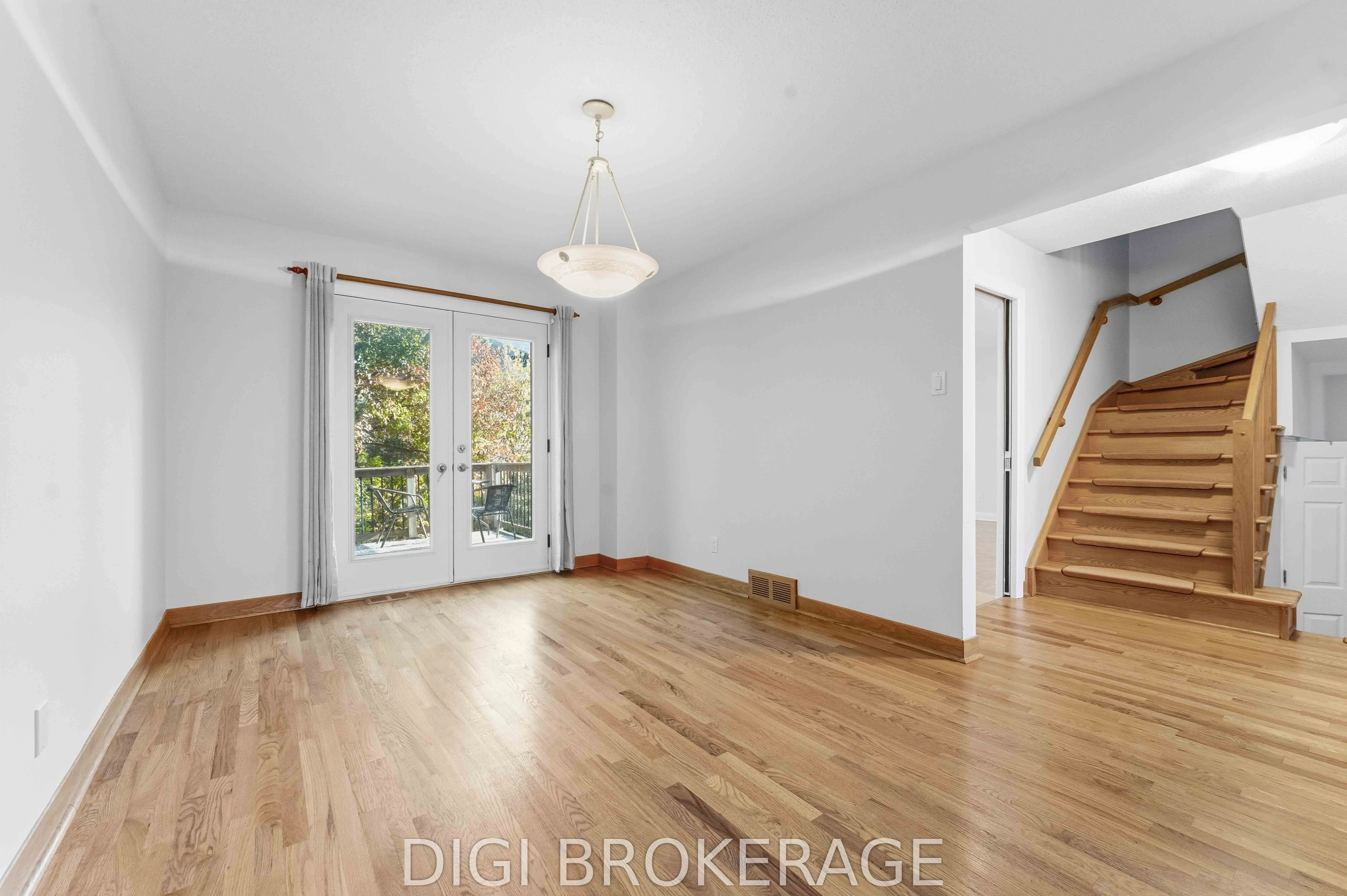 98 Gillespie Crescent