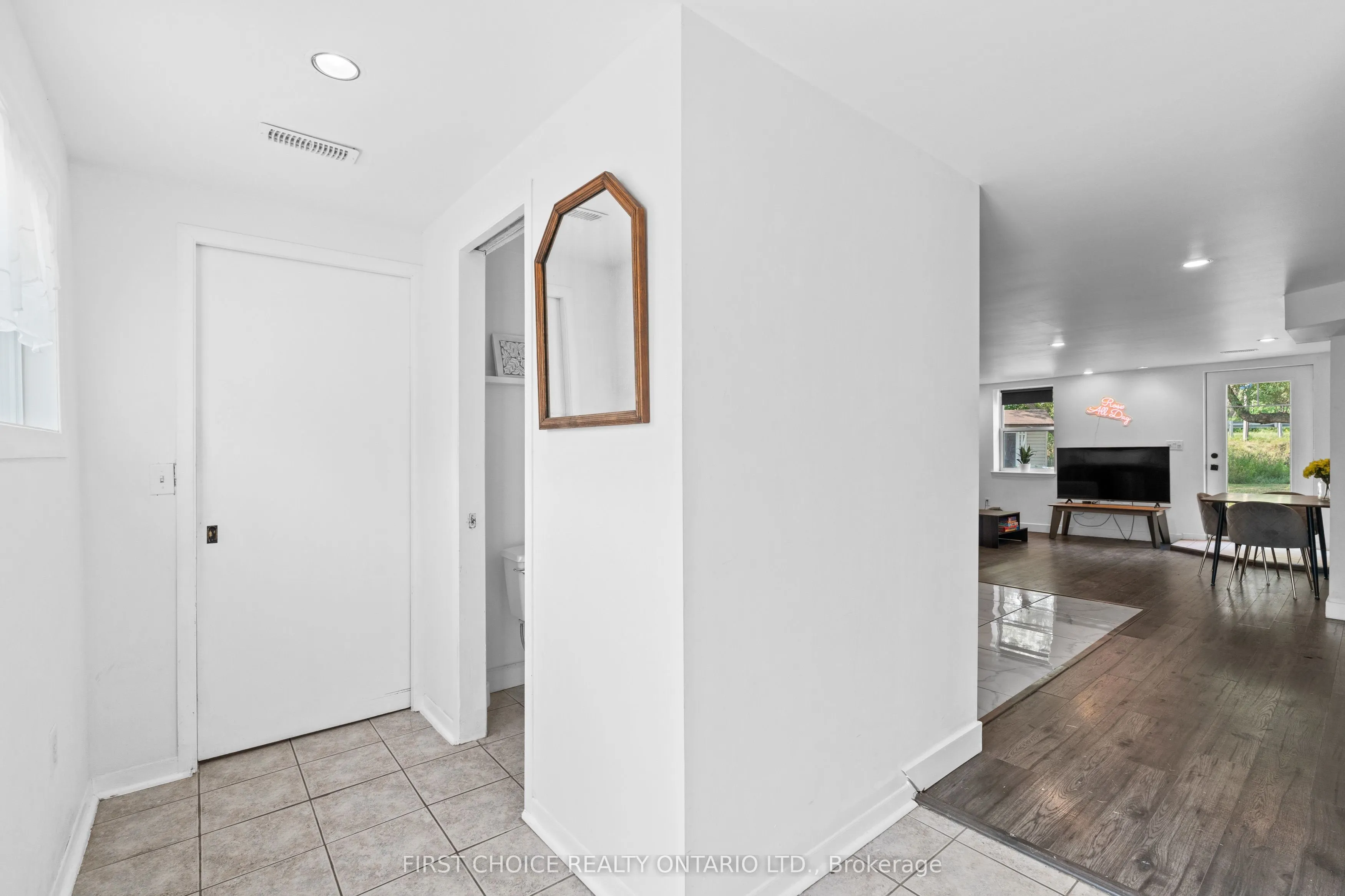10 Campbell Reid Court