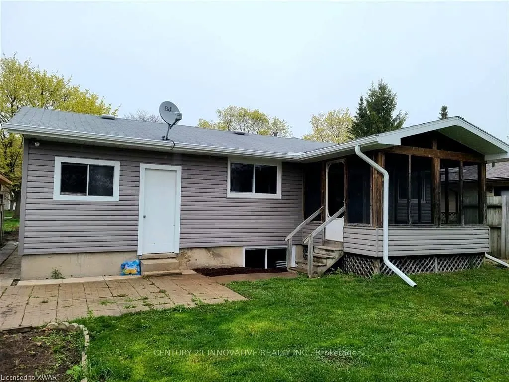 75 Pepperwood Crescent