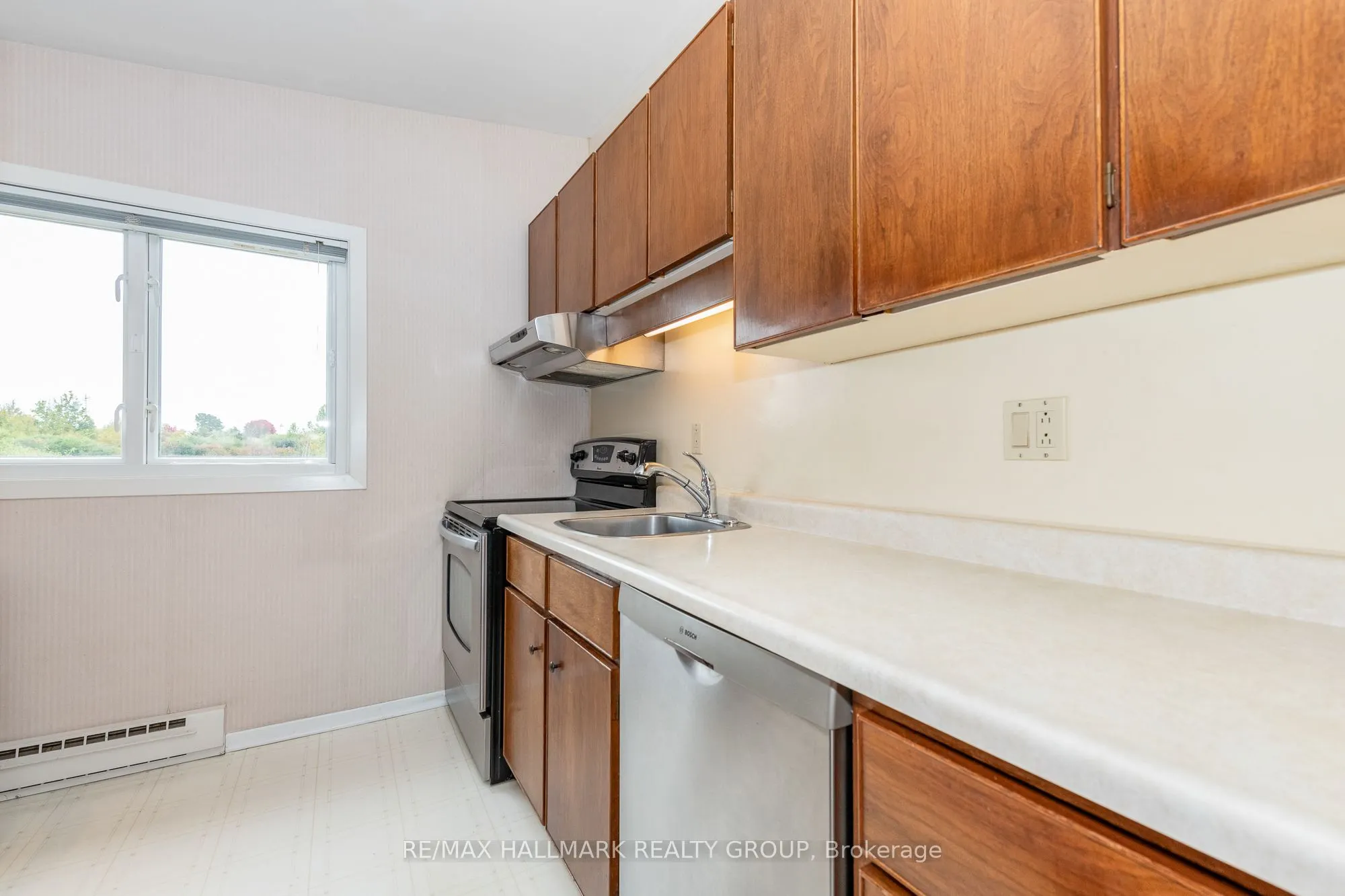 64 Sullivan Avenue
