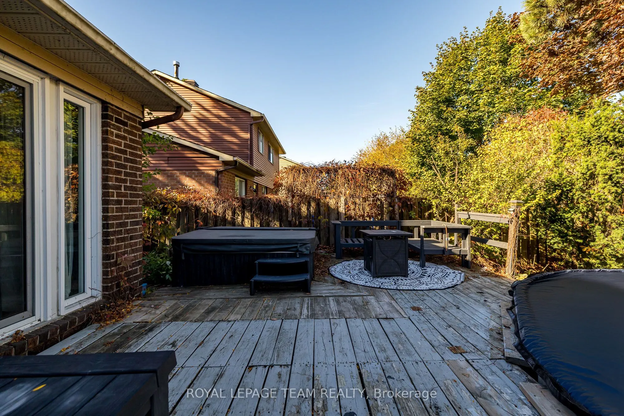 19 McLennan Way