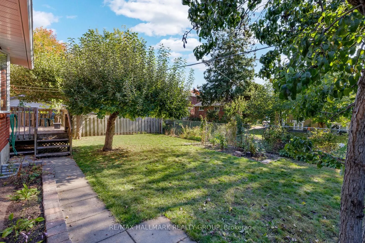 1396 Larose Avenue