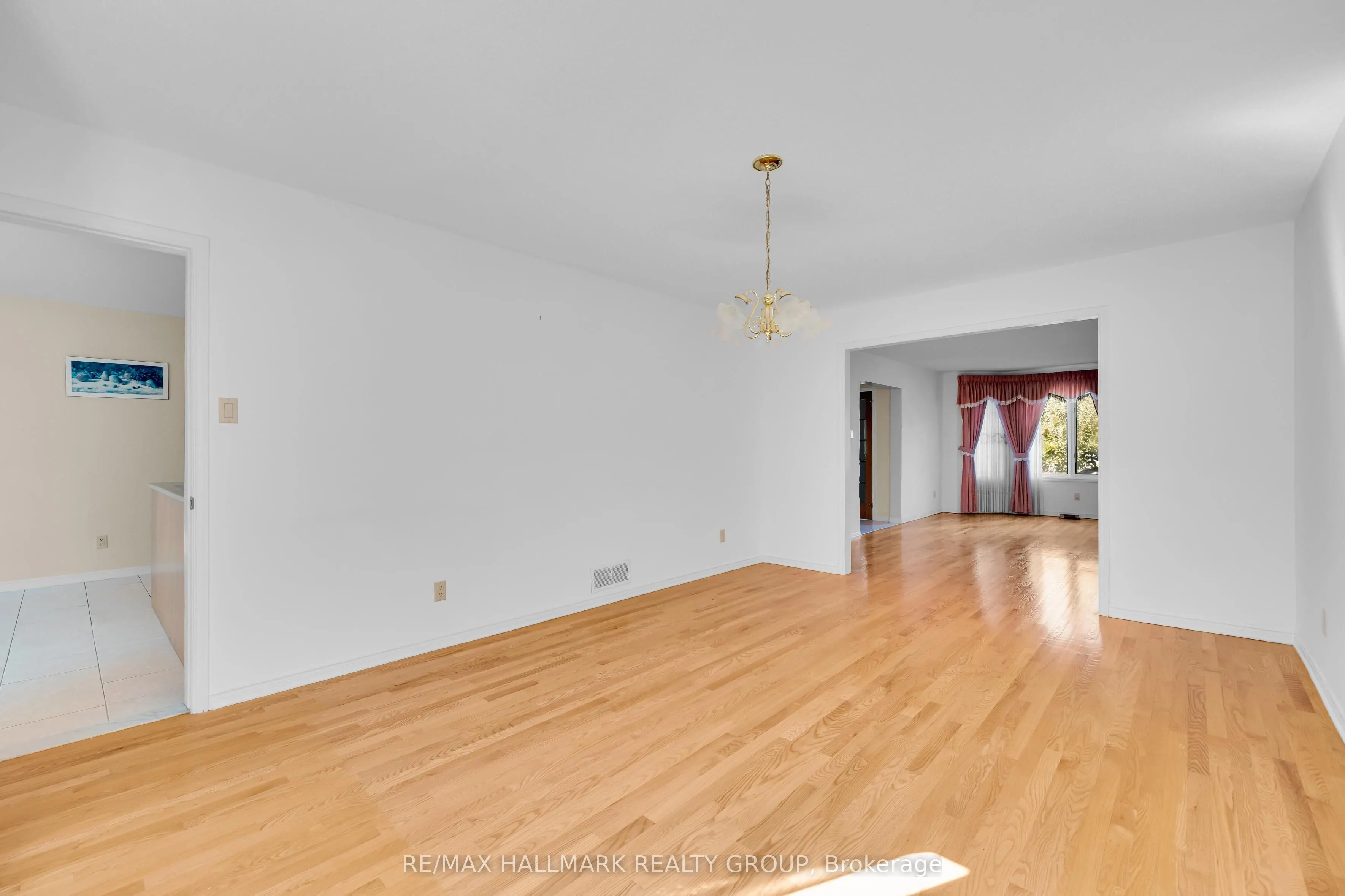 1396 Larose Avenue